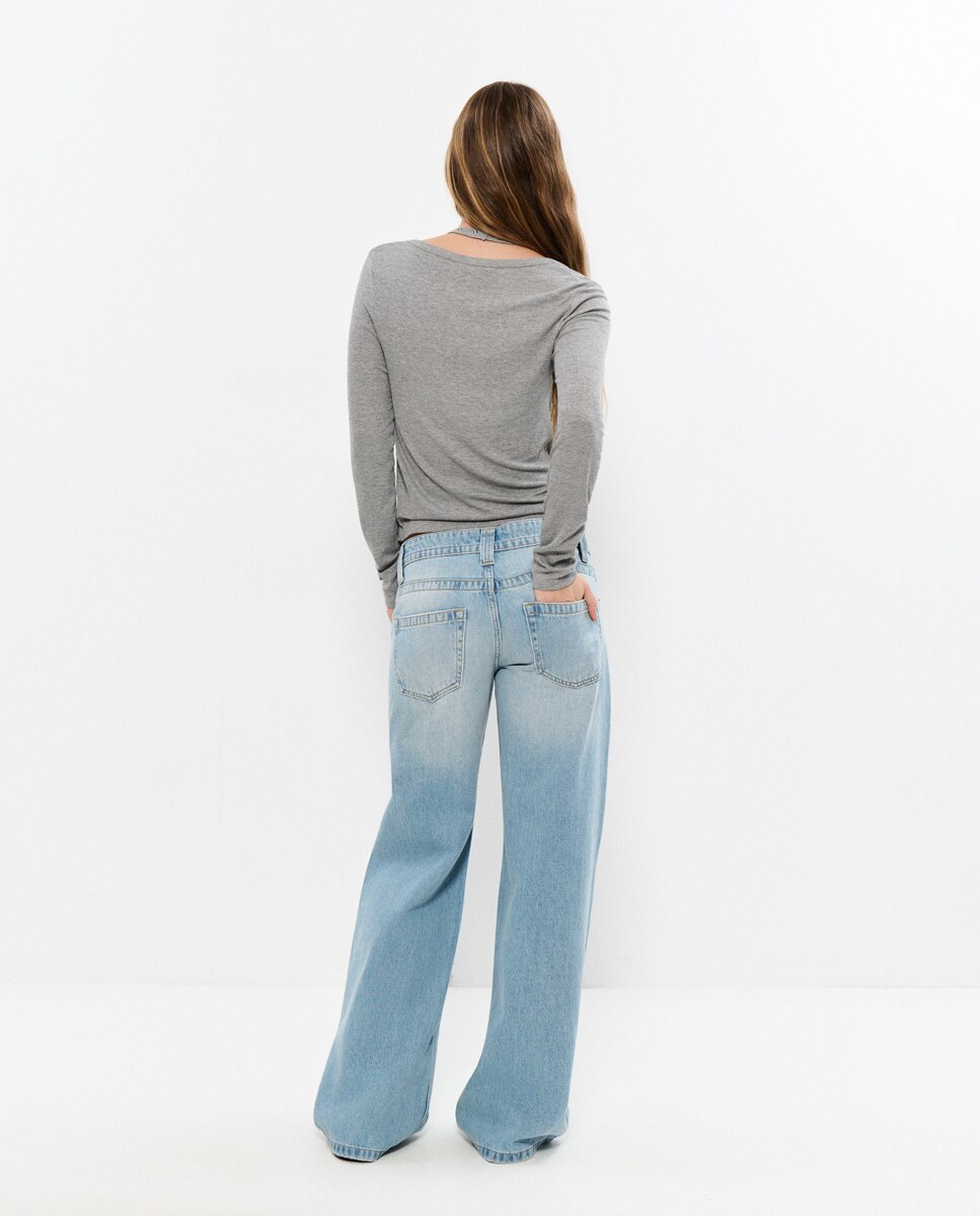 T-shirt com Tachas Cinzento-2
