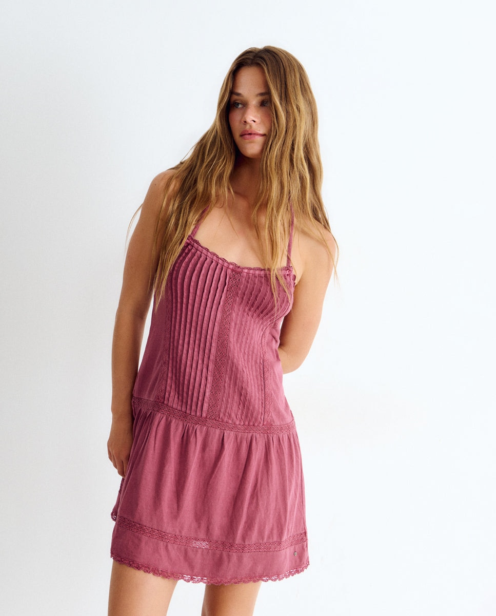 Vestido Curto de Alças com Pregas e Rendas Beringela-3
