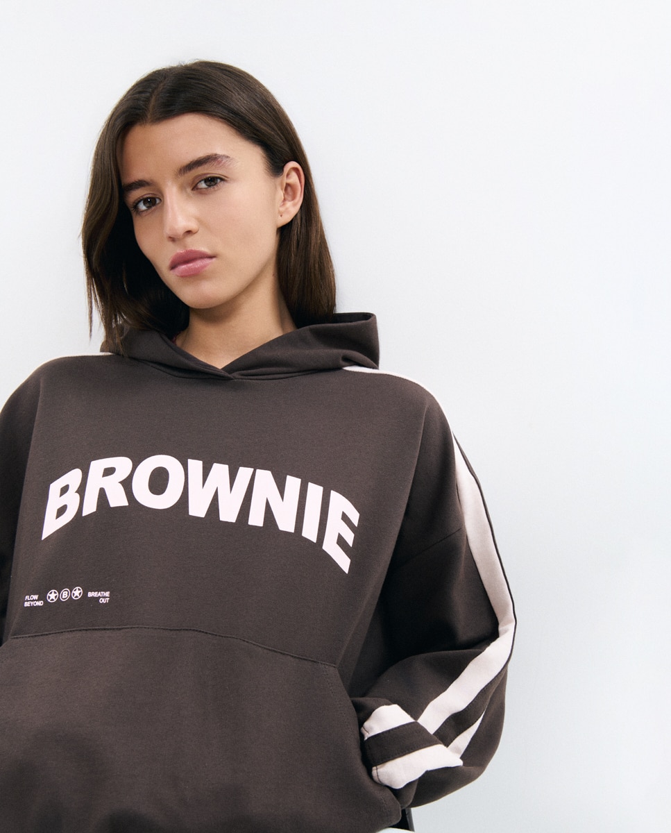 Sweatshirt com Logo e Bandas Castanho-3