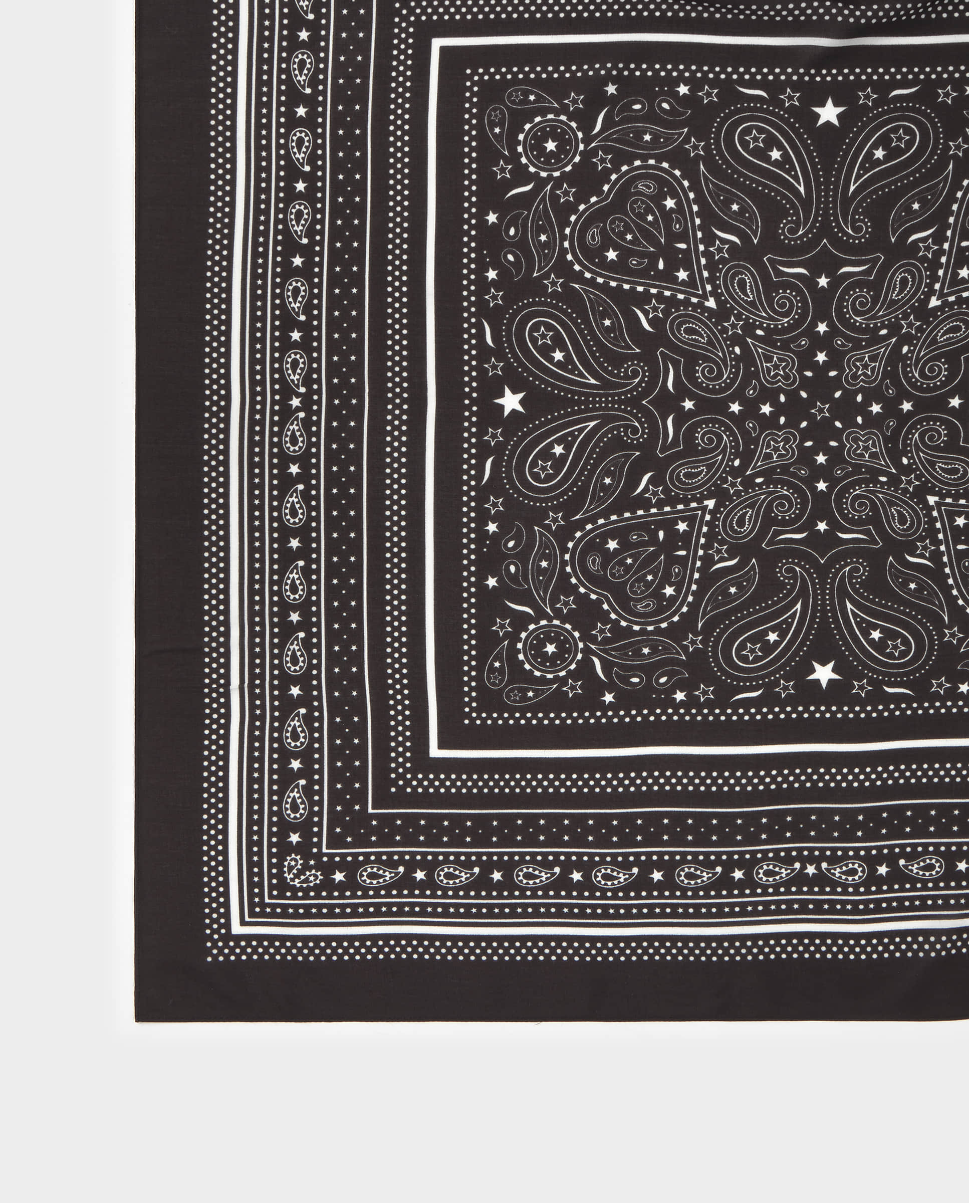 Lenço com Estampado Preto / Branco-4