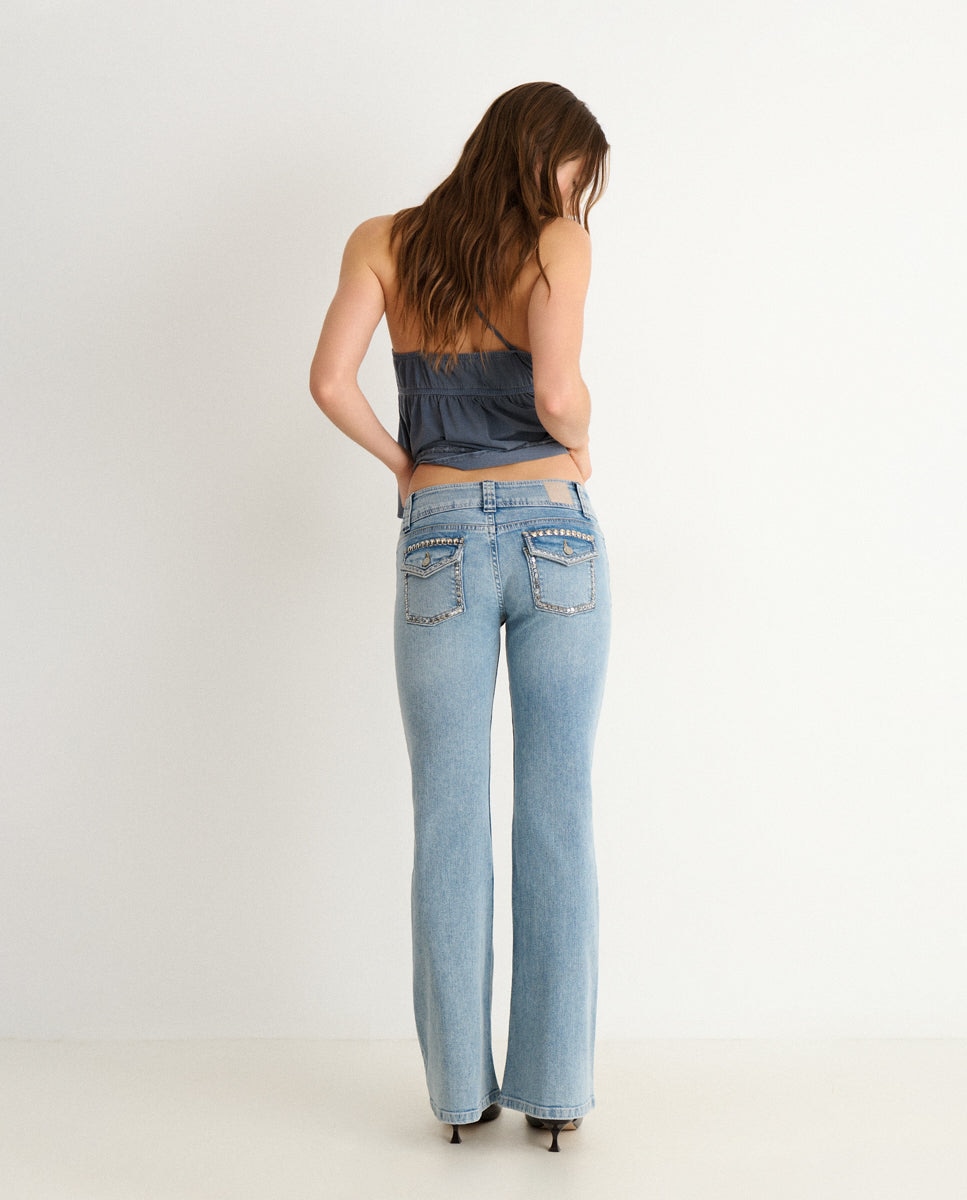 Imagem 0 de Jeans com Corte a Direito com Detalhes de Bolsos