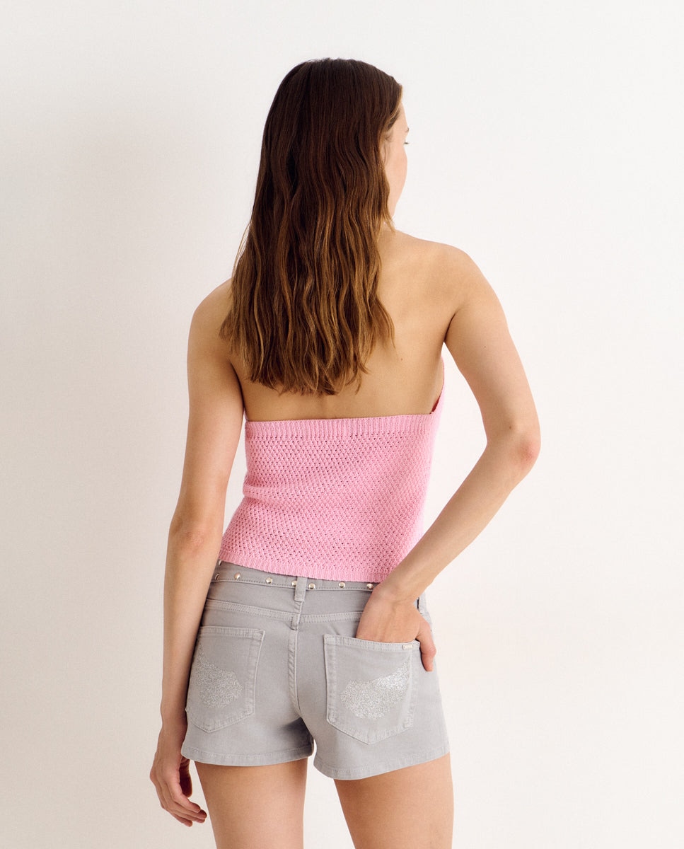 Imagem 0 de Short com Tachas e Asas