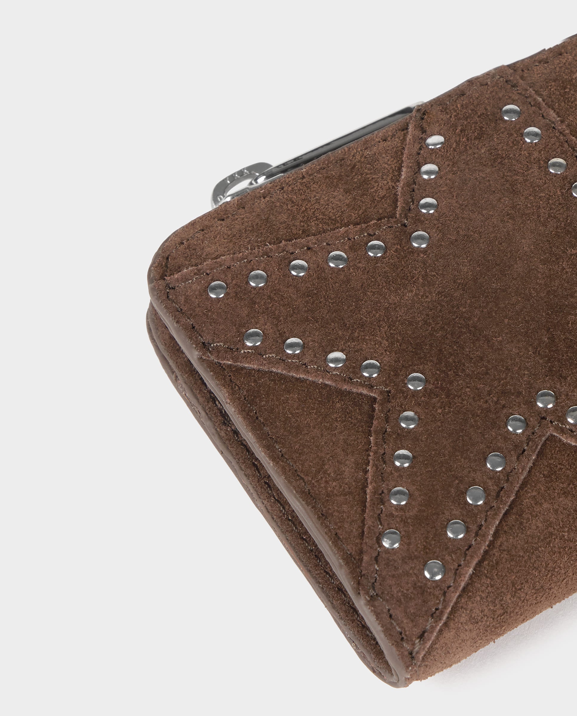 Porta-moedas de Couro com Estrela e Tachas Castanho-chocolate-2