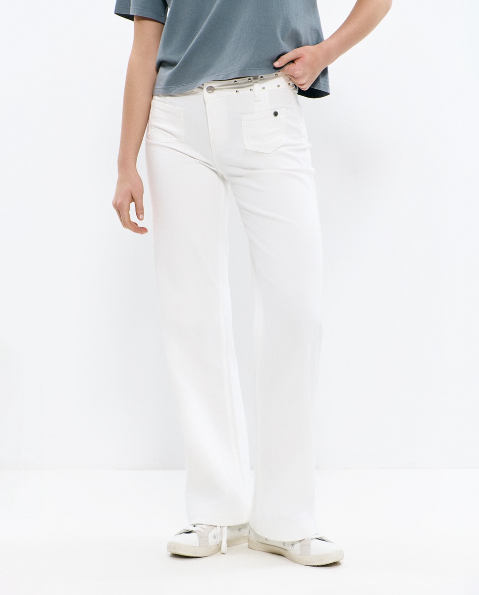 Jeans com Corte a Direito com Asas e Tachas Branco-4