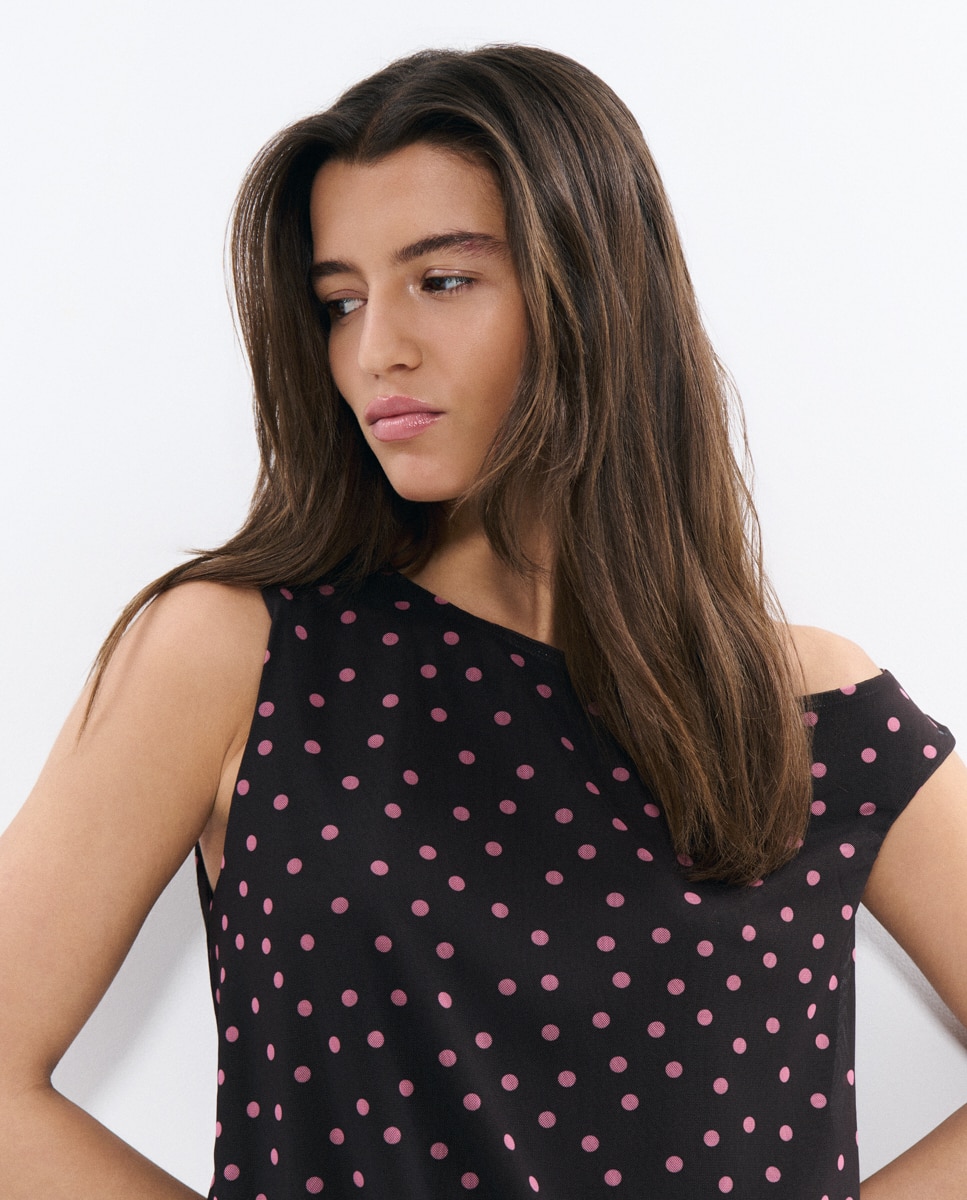 Vestido Curto Drapeado de Bolinhas Preto-3