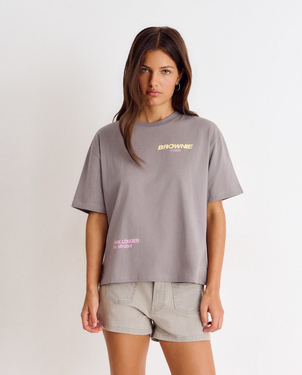 T-shirt com Logo e Texto Cinzento-3