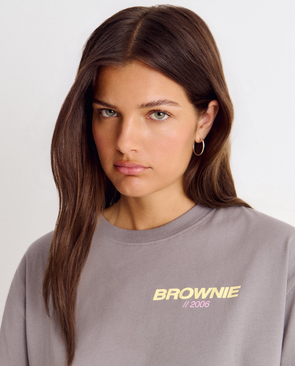 T-shirt com Logo e Texto Cinzento-4