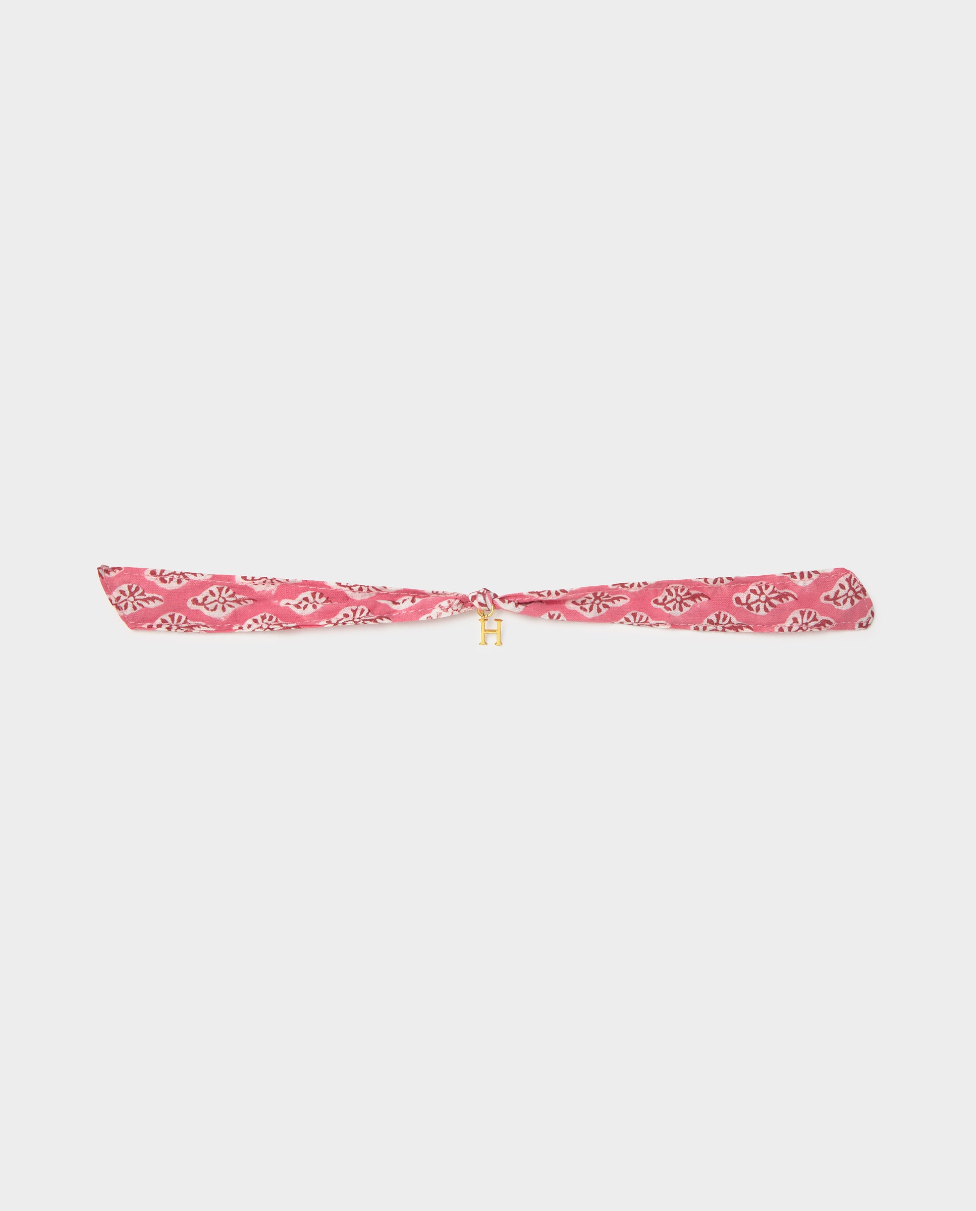 Pulseira com Inicial H Dourado-2