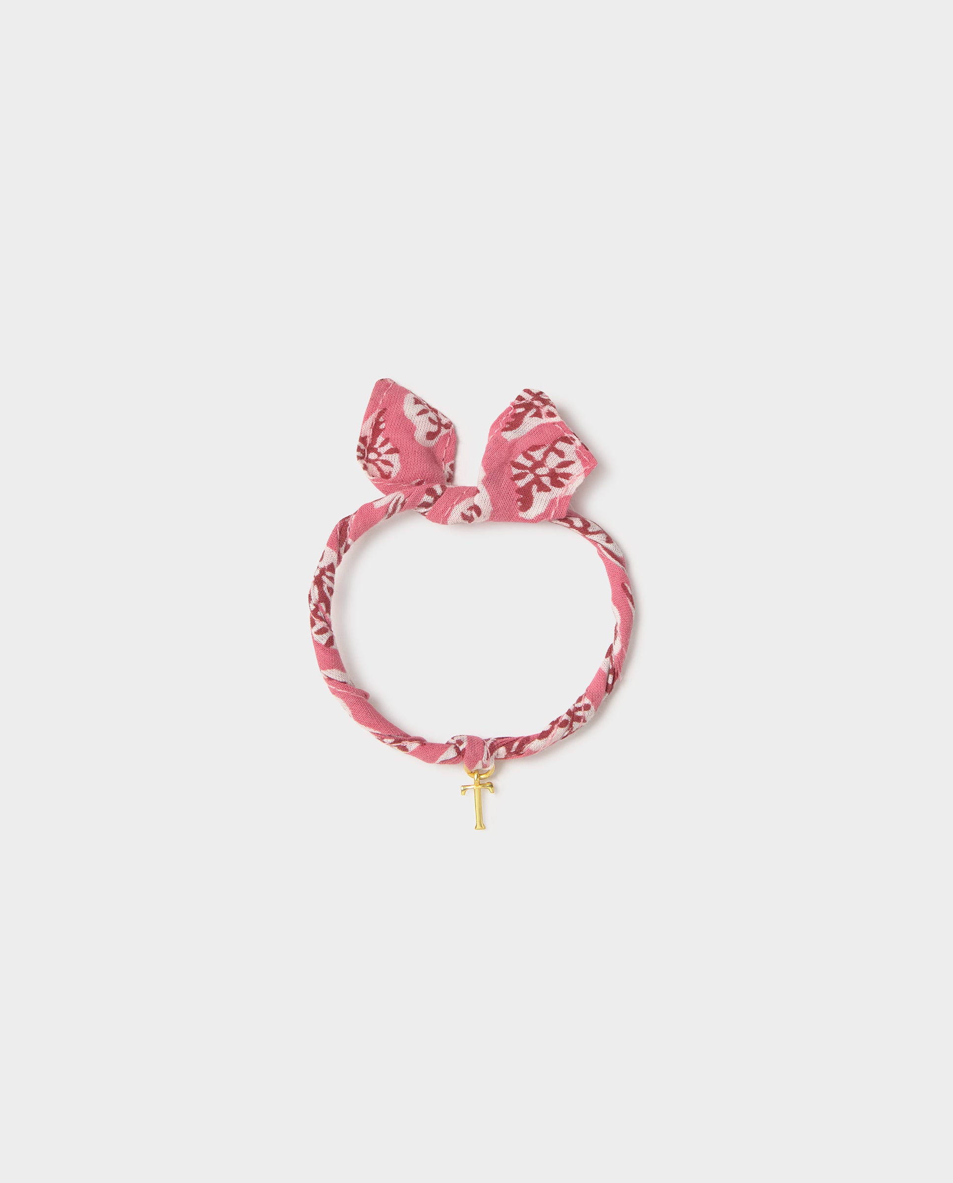 Pulseira com Inicial T Dourado-2