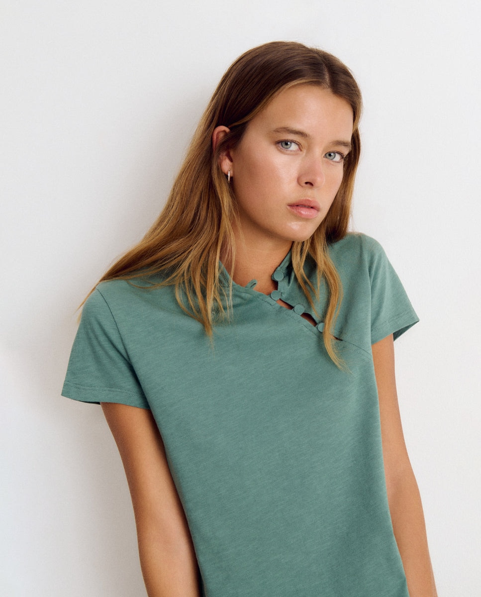 Imagem 0 de T-shirt com Botões