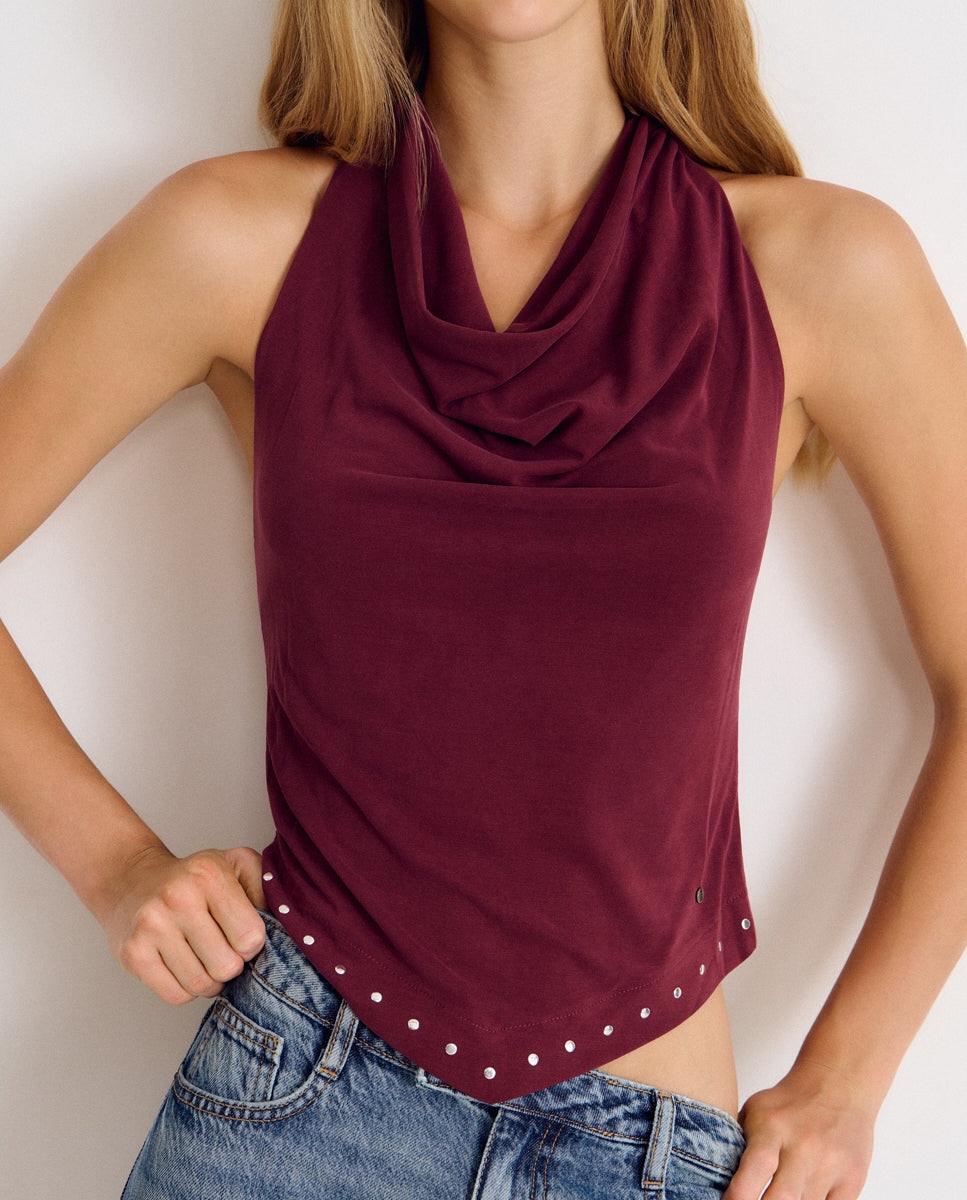 Imagem 0 de Top com Gola Halter e Tachas