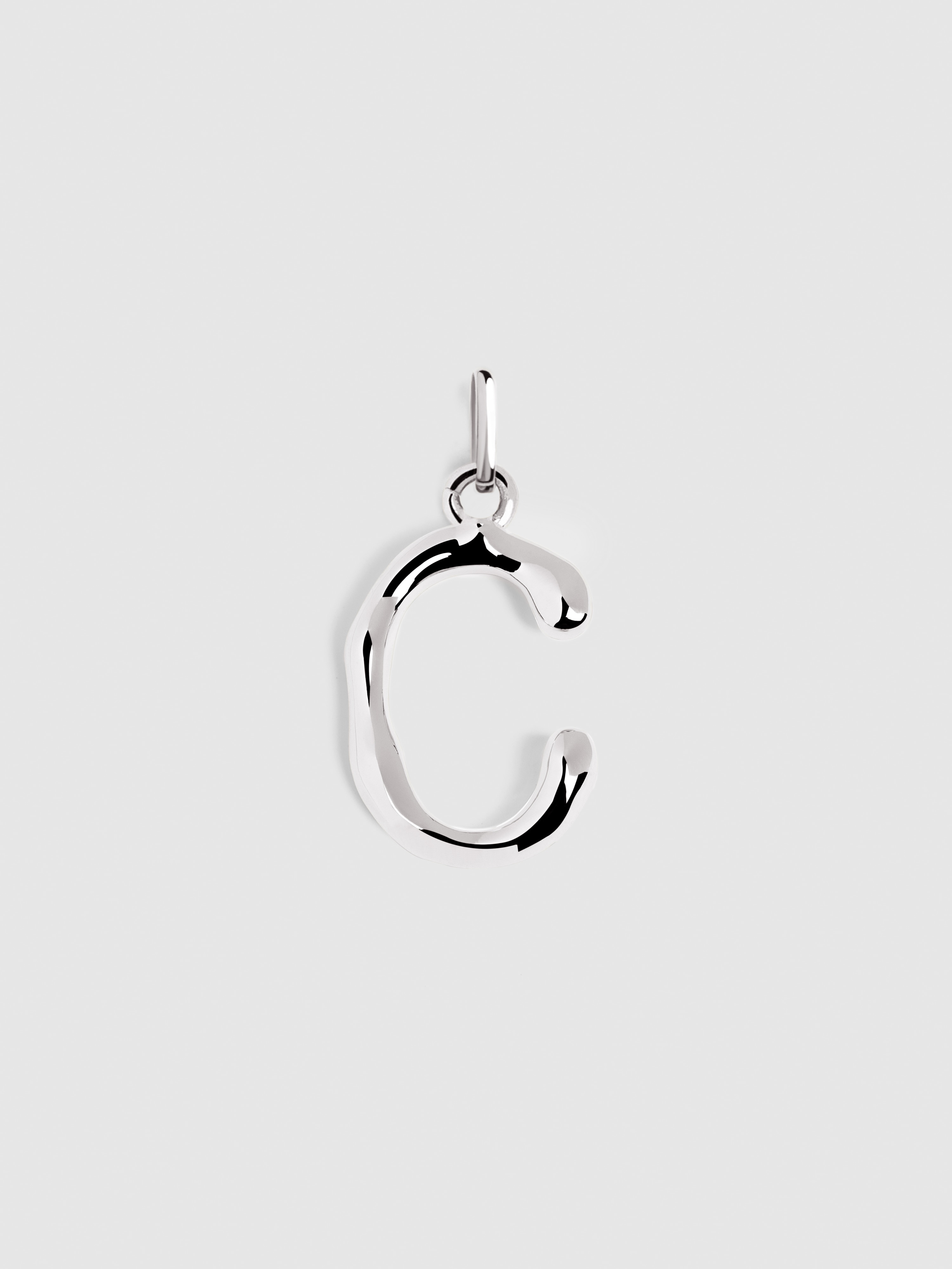 Charm Letter Xl de Liga de Metais Banhado em Ródio Letra C Prateado-1