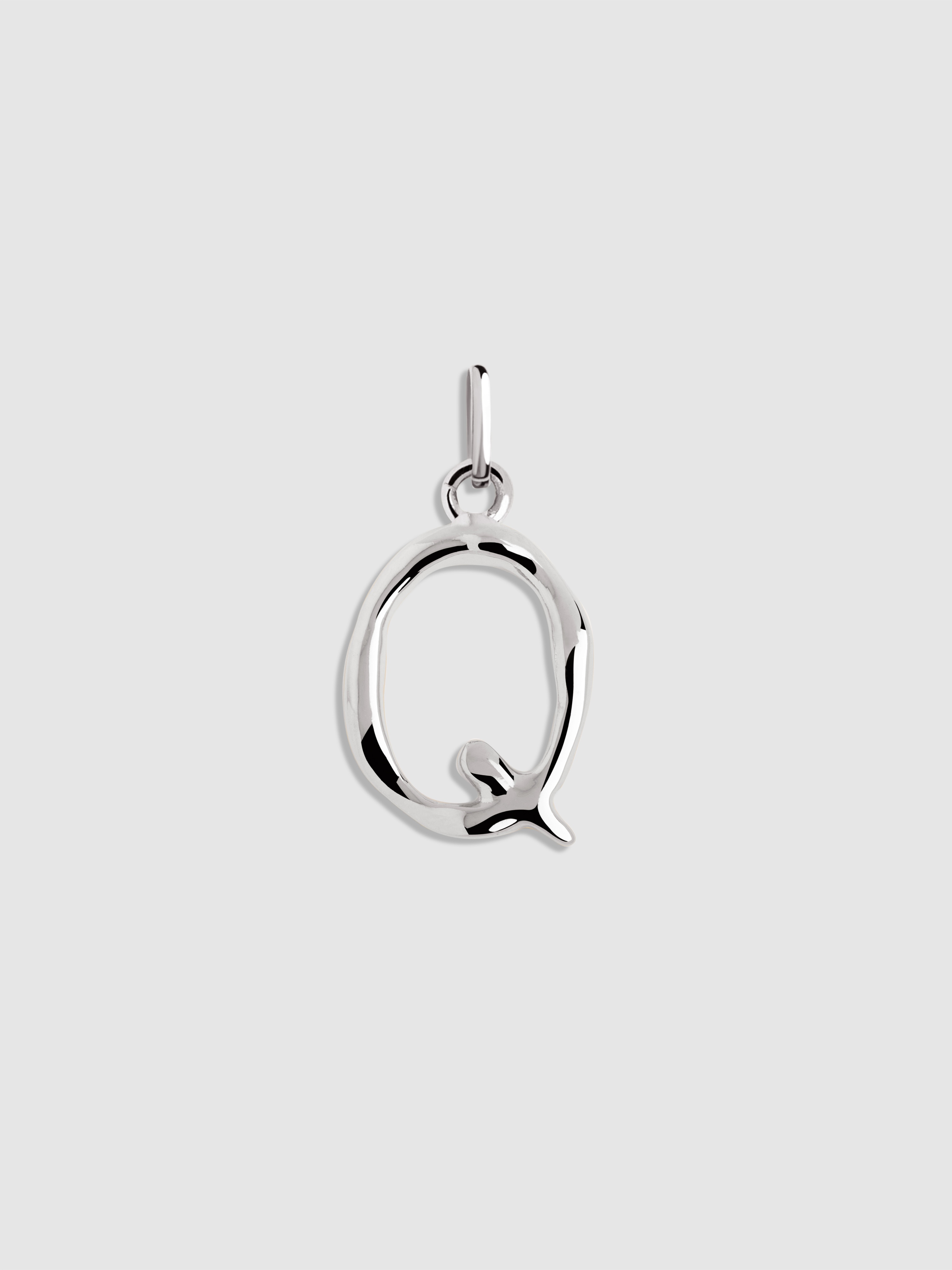 Charm Letter Xl Inicial Q de Liga de Metais Banhado em Ródio Prateado-1