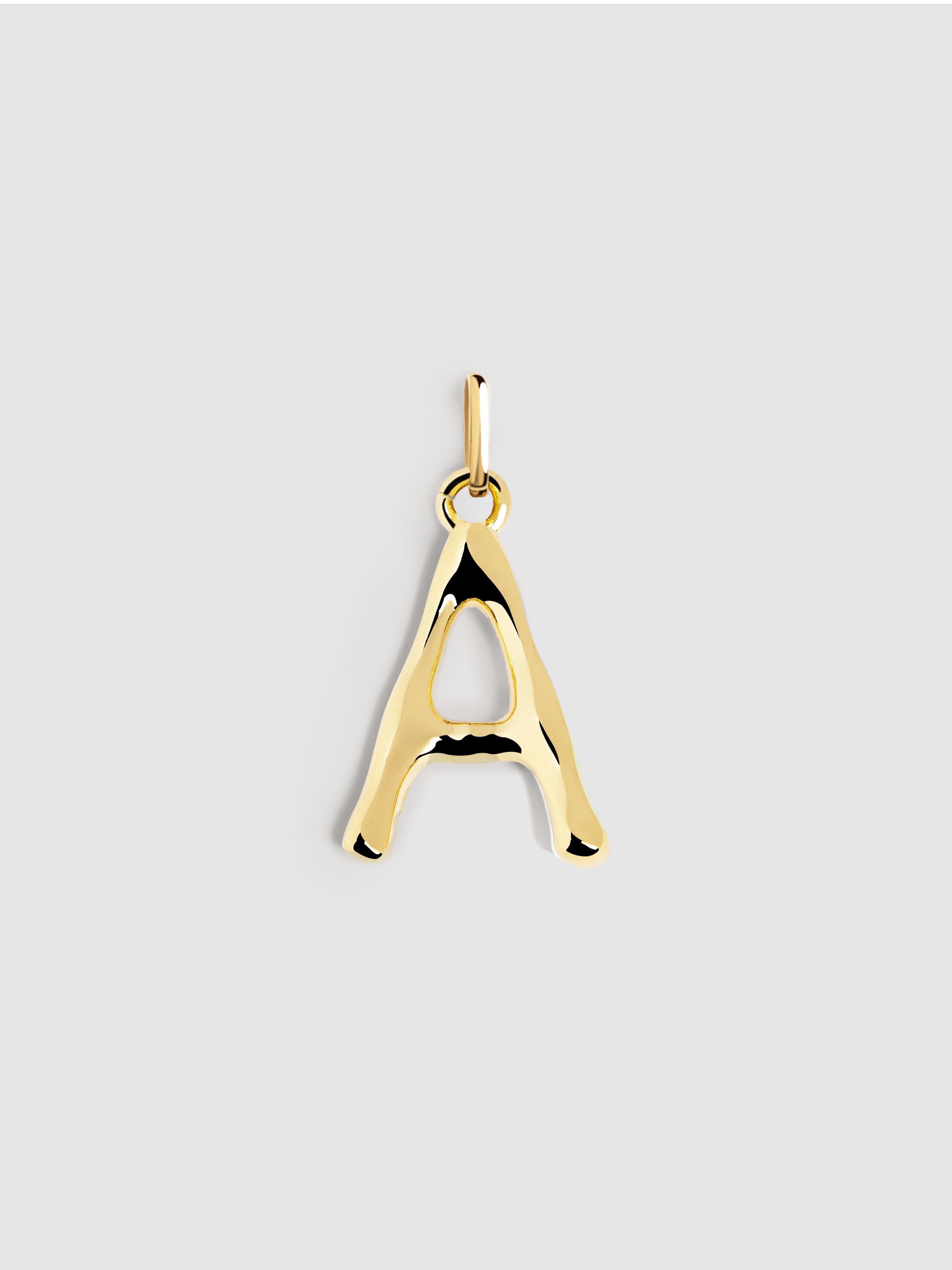 Charm Letter Xl de Liga de Metais Banhado a Ouro com Letra a Dourado-1