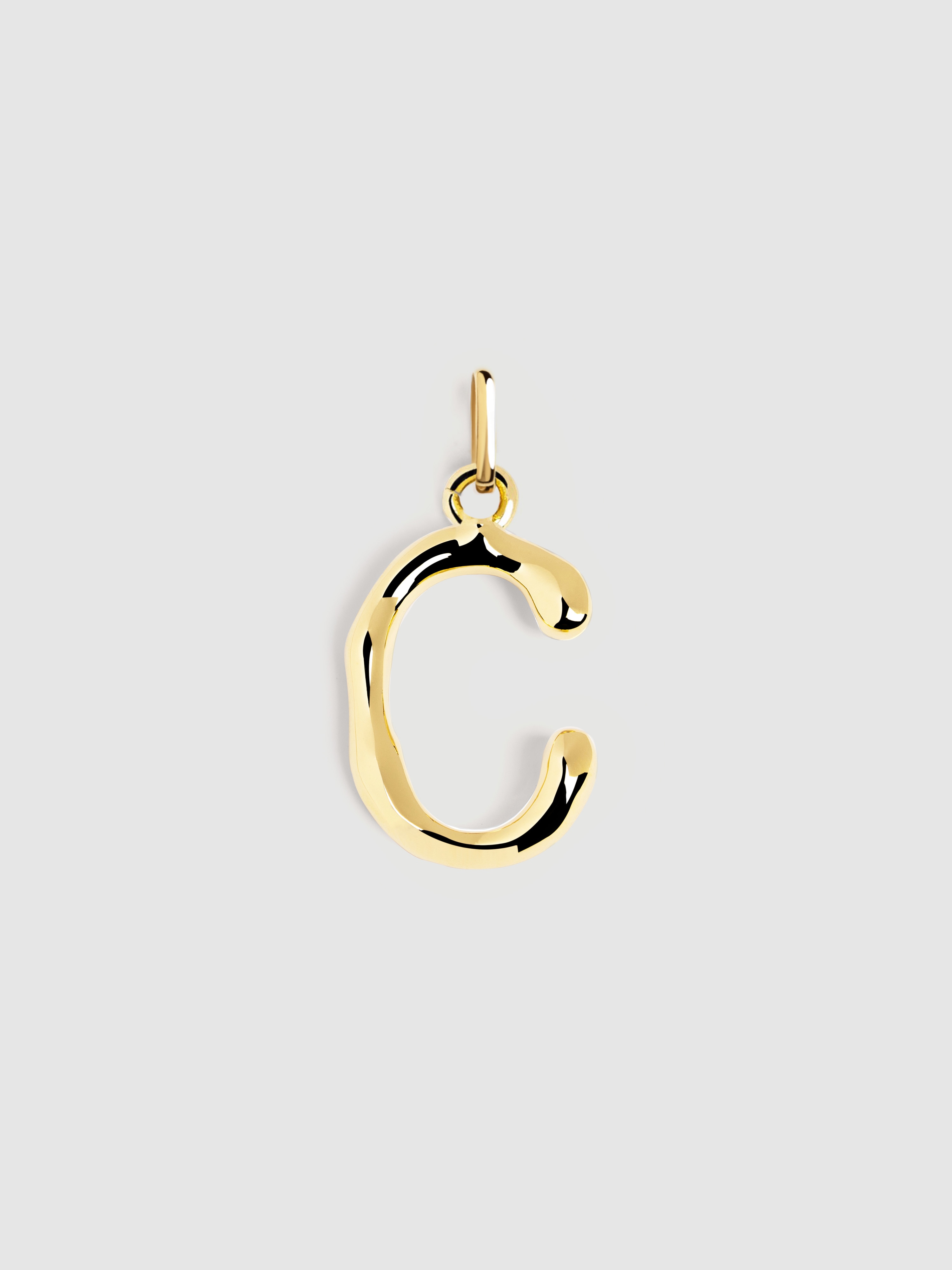 Charm Letter Xl de Liga de Metais Banhado a Ouro Letra C Dourado-1