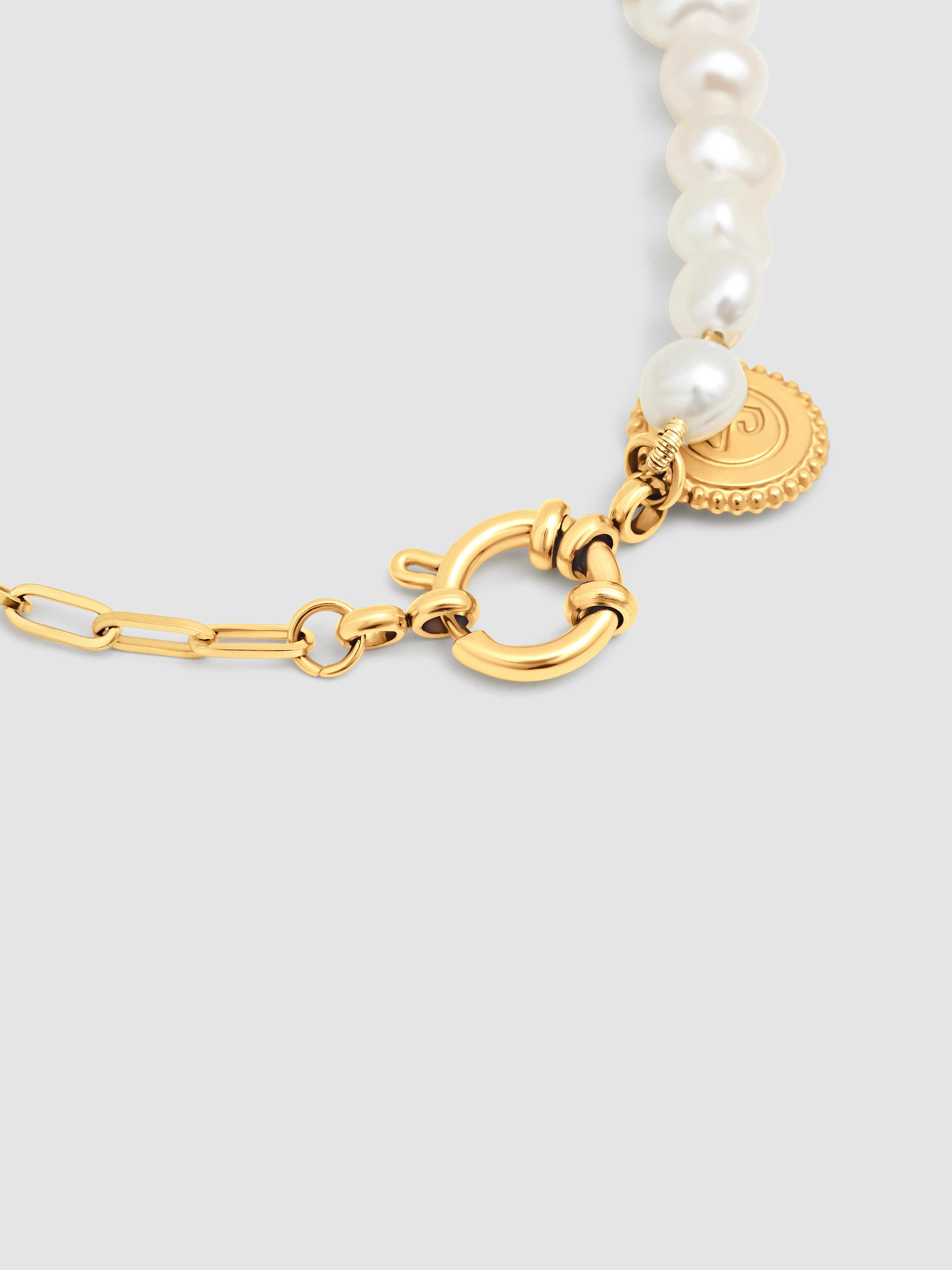 Pulseira com Elos Chic Pearl de Aço Banhada a Ouro Dourado-4