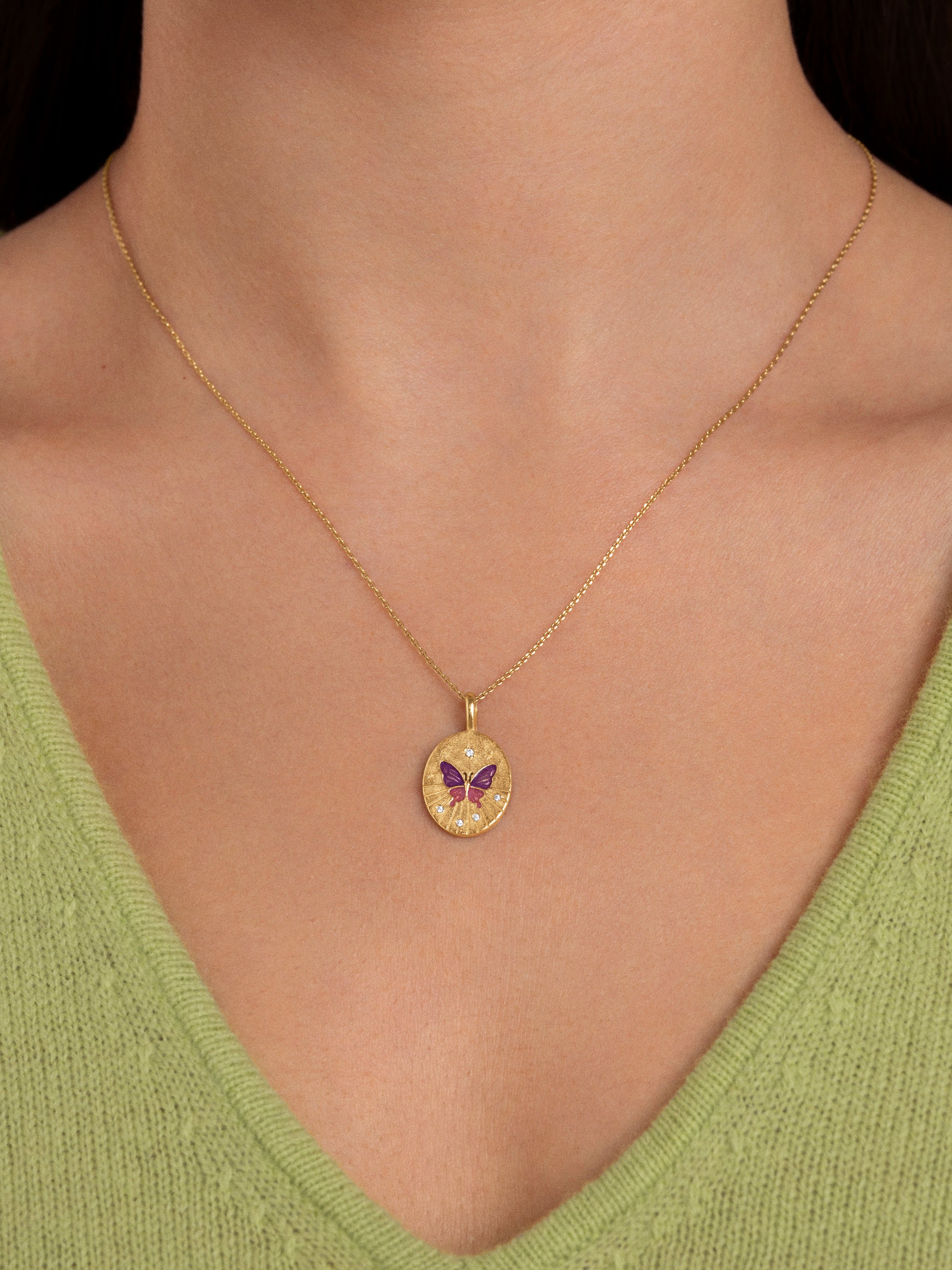 Colar Medallion Butterfly de Liga de Metais Banhados em Ouro Ouro-3