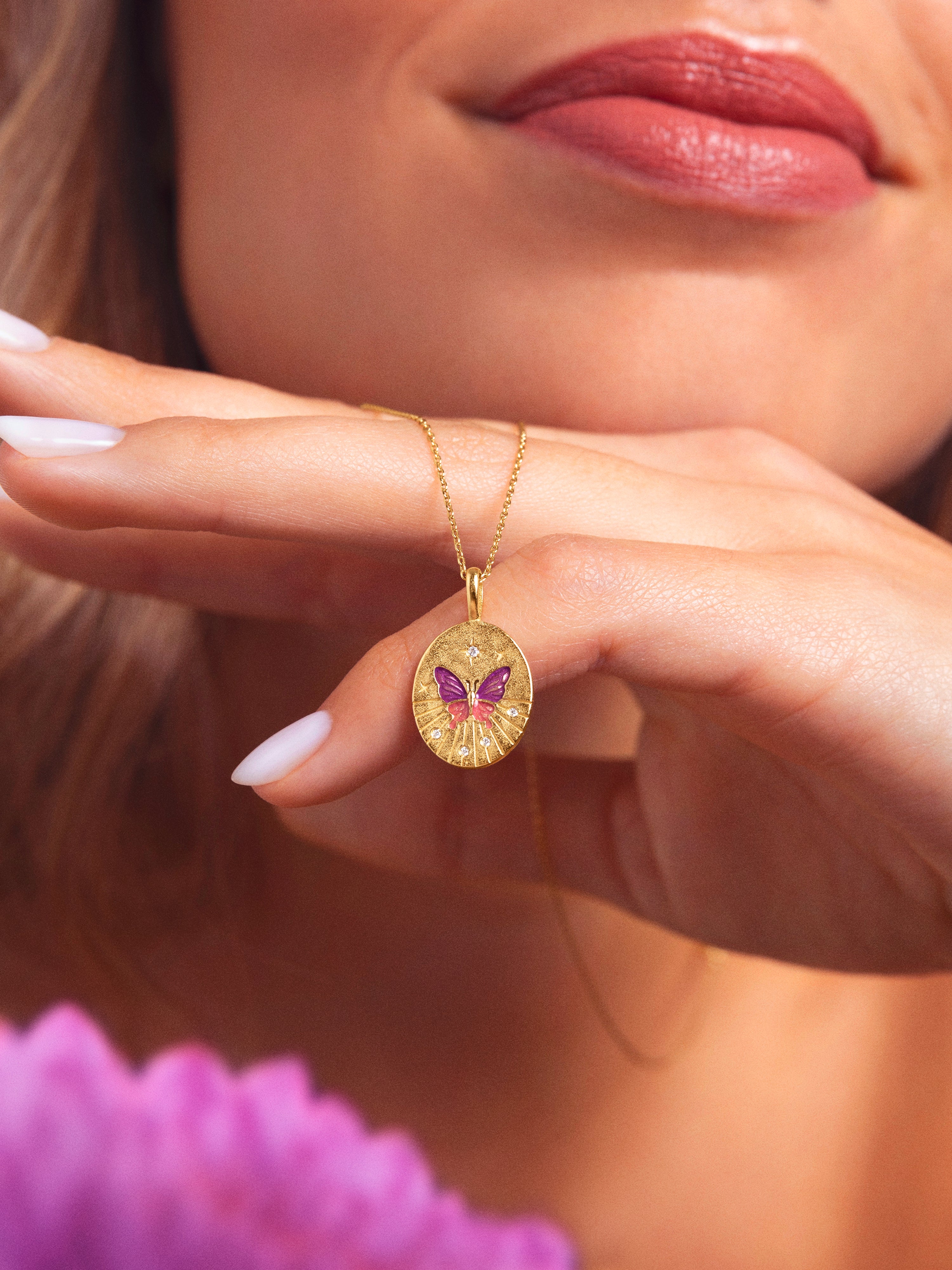 Colar Medallion Butterfly de Liga de Metais Banhados em Ouro Ouro-7
