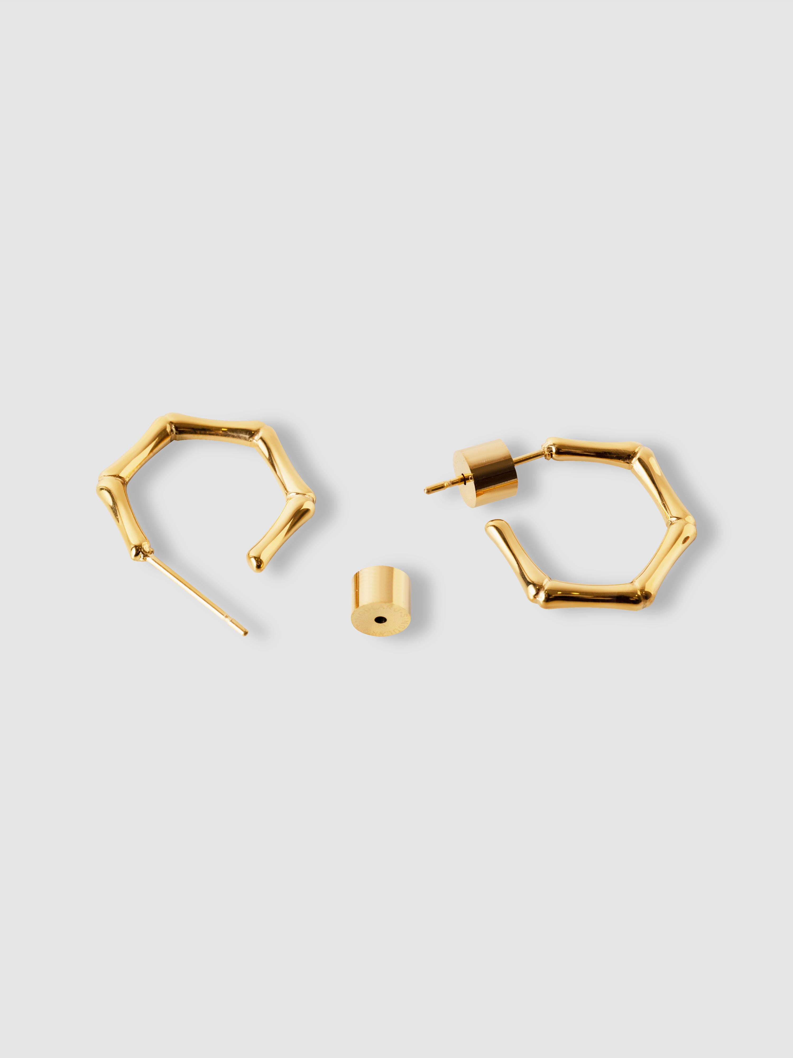 Brincos de Argola Mini Bamboo de Aço Banhados a Ouro Dourado-3