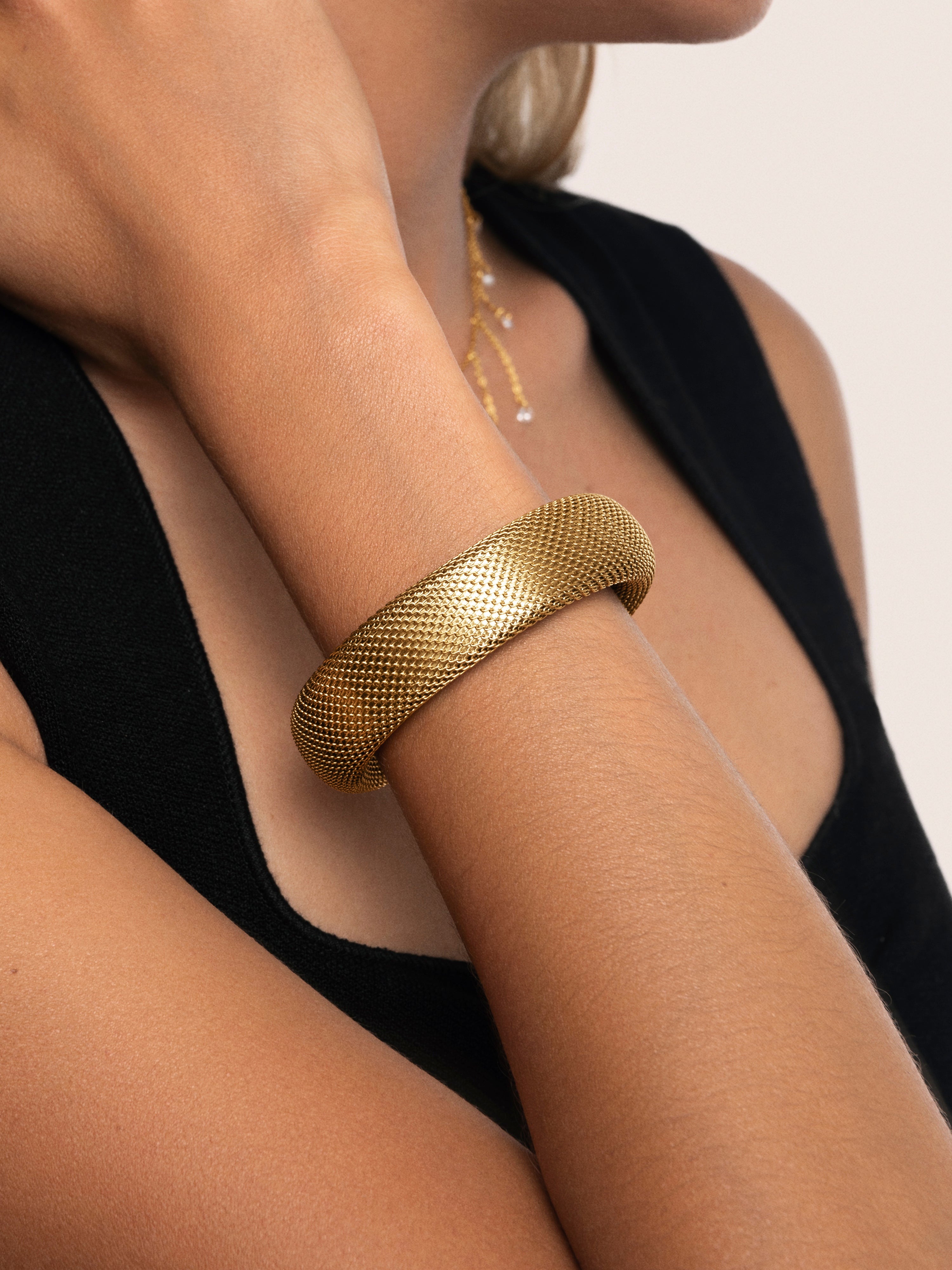 Pulseira Malha de Aço Banhada a Ouro Dourado-2