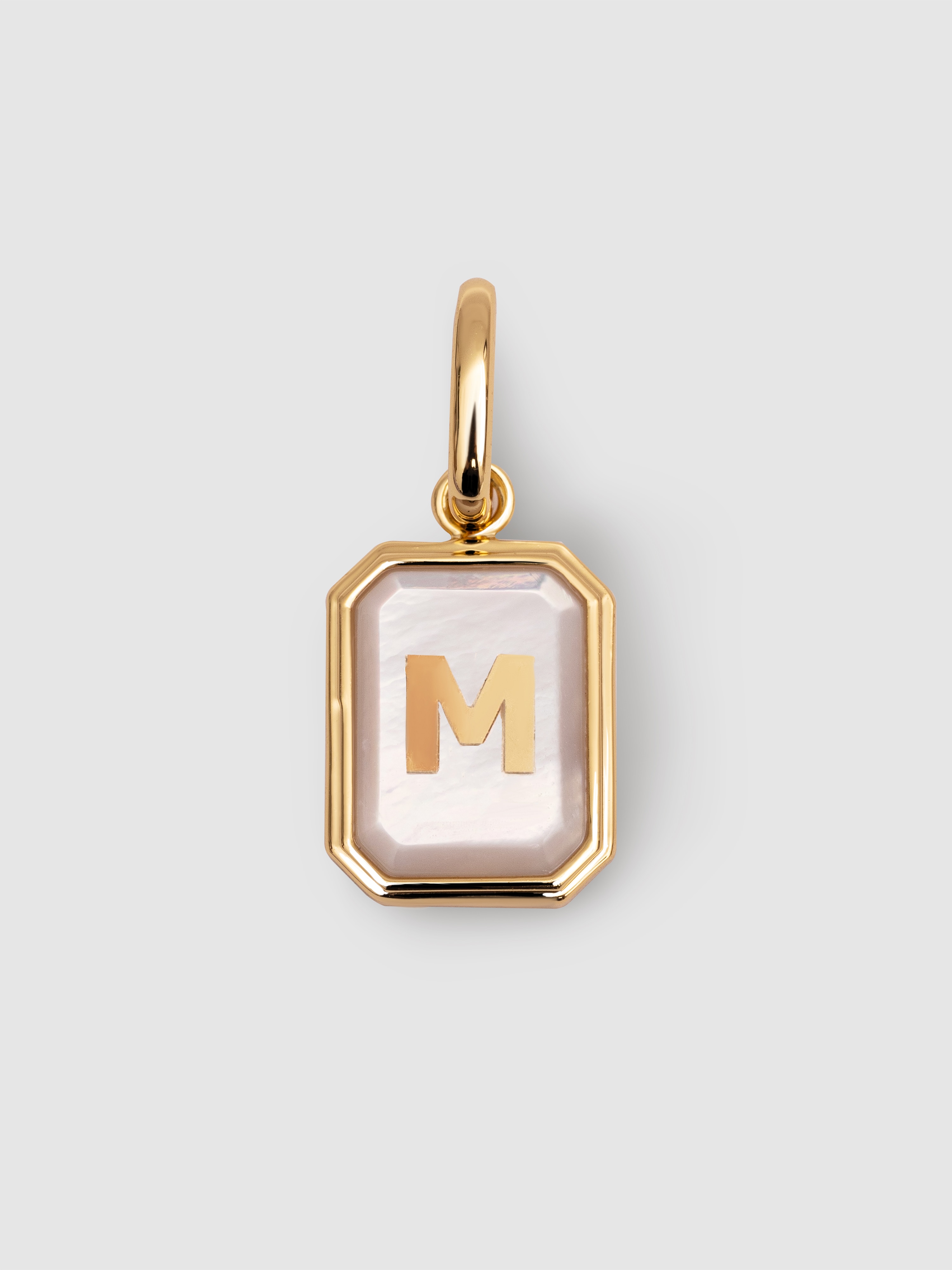Charm Personalizado Letter Madrepérola de Liga de Metais Banhado a Ouro - M Branco-1