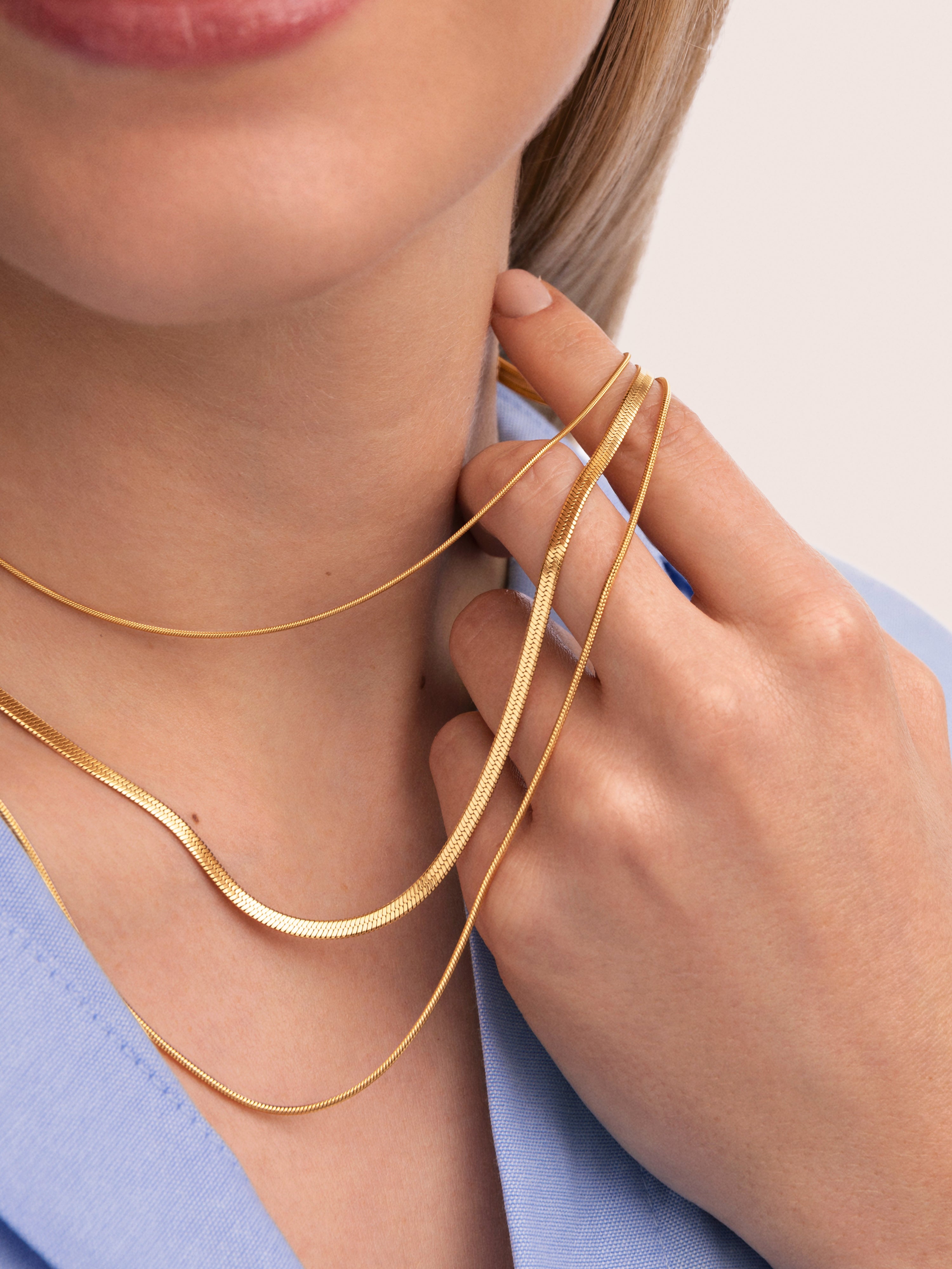 Colar Maat de Aço Banhado em Ouro Dourado-6