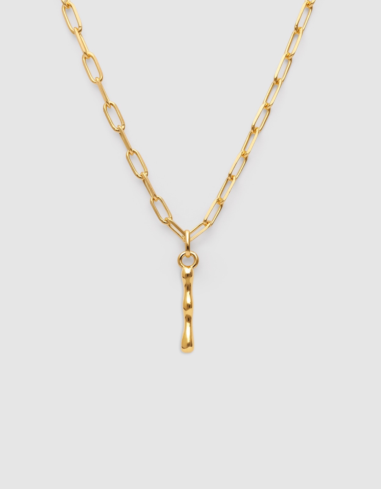 Colar Personalizado Chic Letter Xl de Aço Banhado em Ouro - I Dourado-1