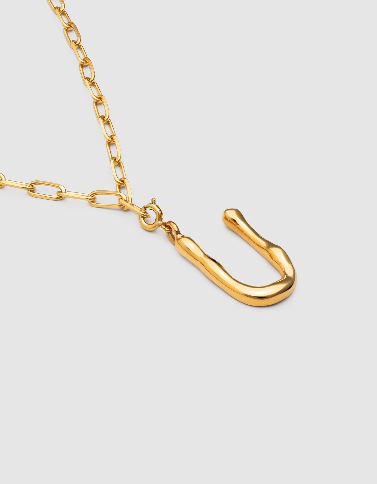 Colar Personalizado Chic Letter Xl de Aço Banhado em Ouro - U Dourado-3