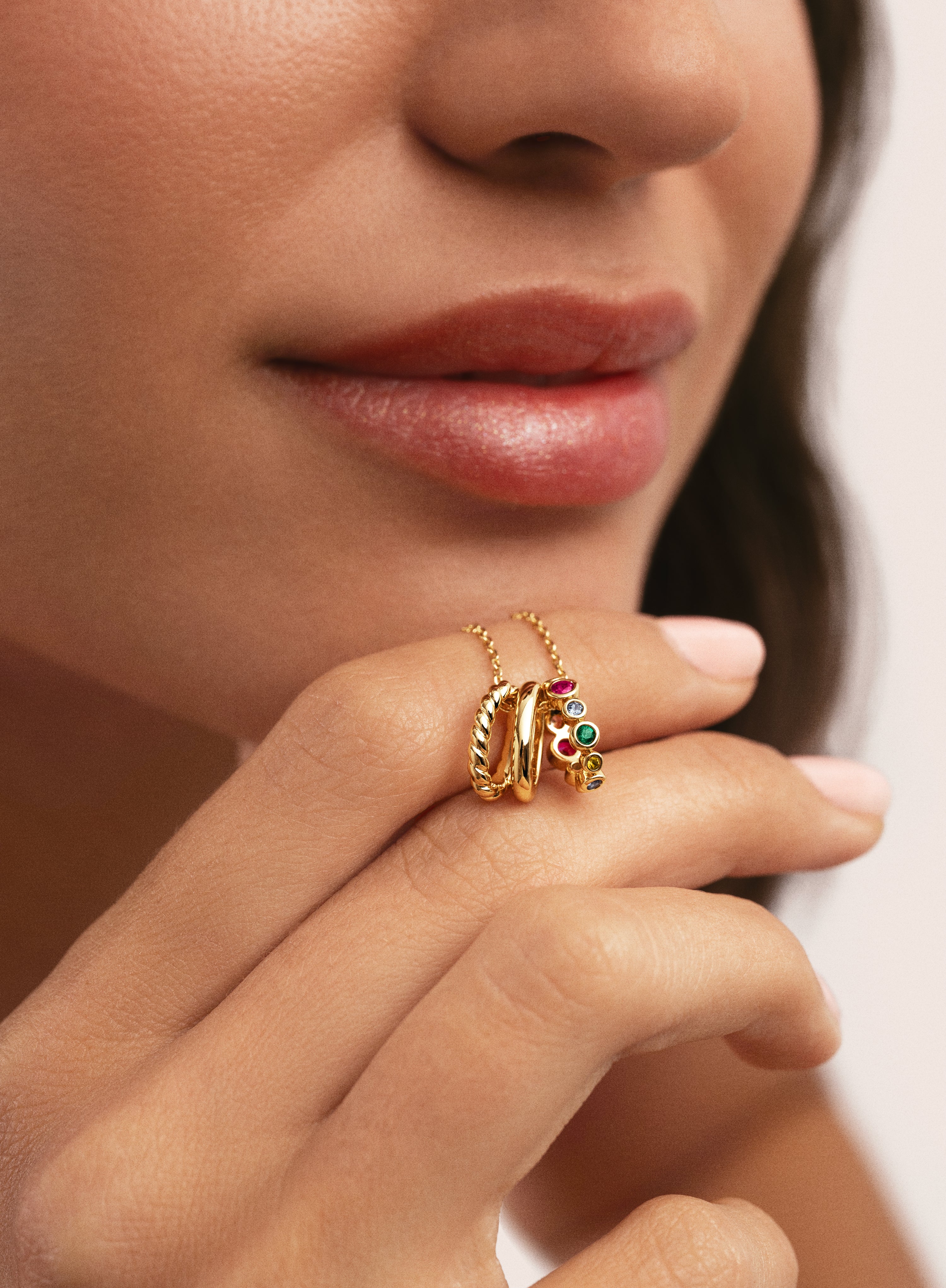 Colar Pebble Family Colors de Liga de Metais Banhado a Ouro Multicolor-6