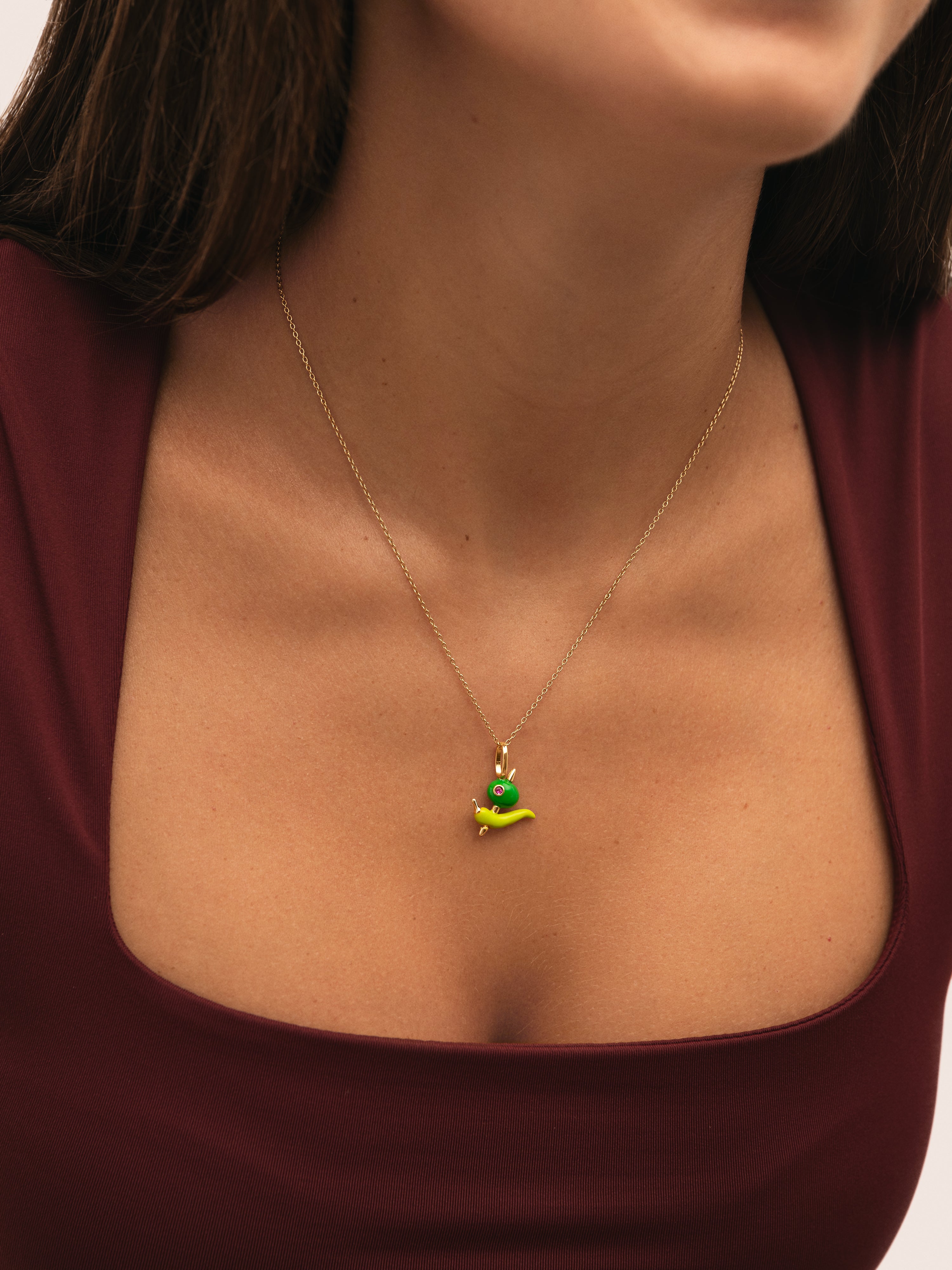 Charm Gilda de Liga de Metais Banhado a Ouro Verde-3