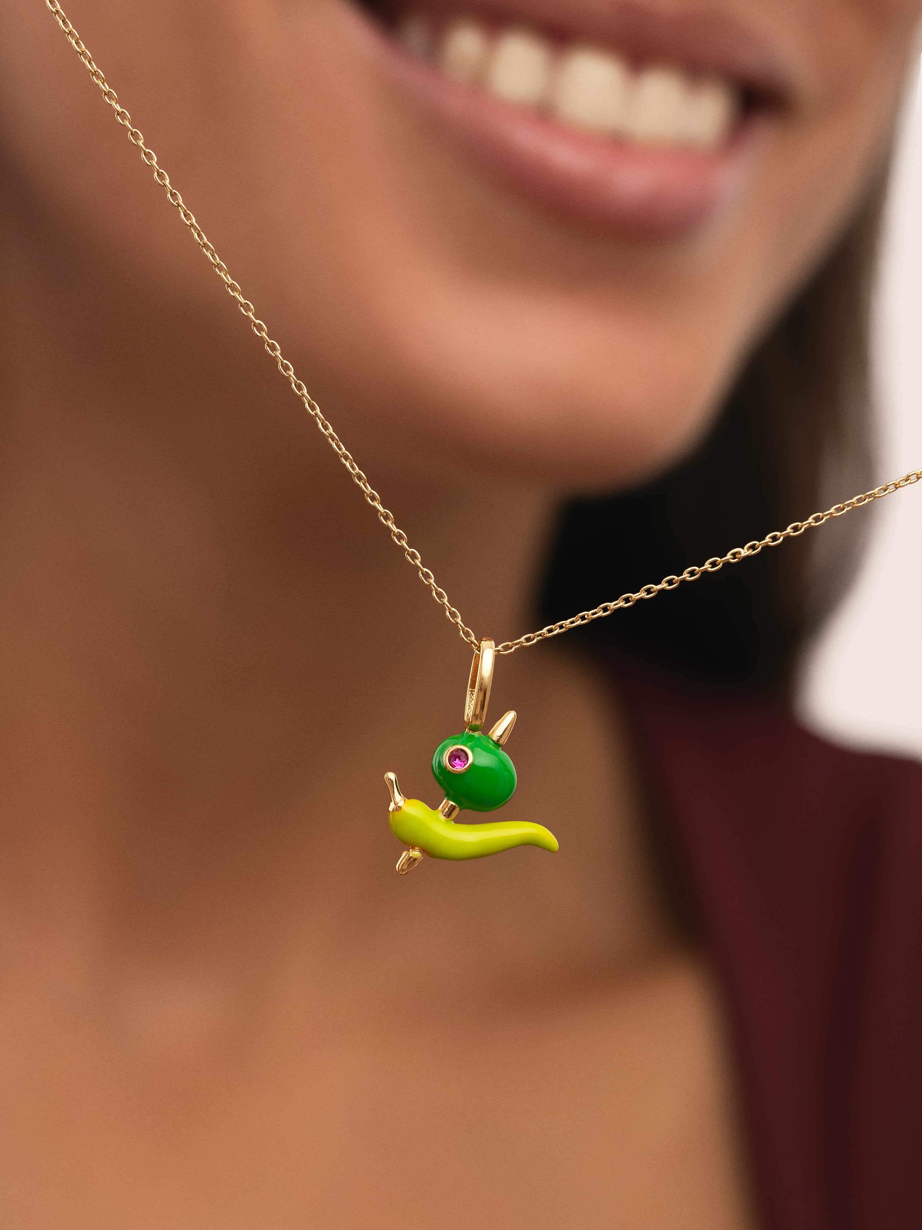 Charm Gilda de Liga de Metais Banhado a Ouro Verde-5