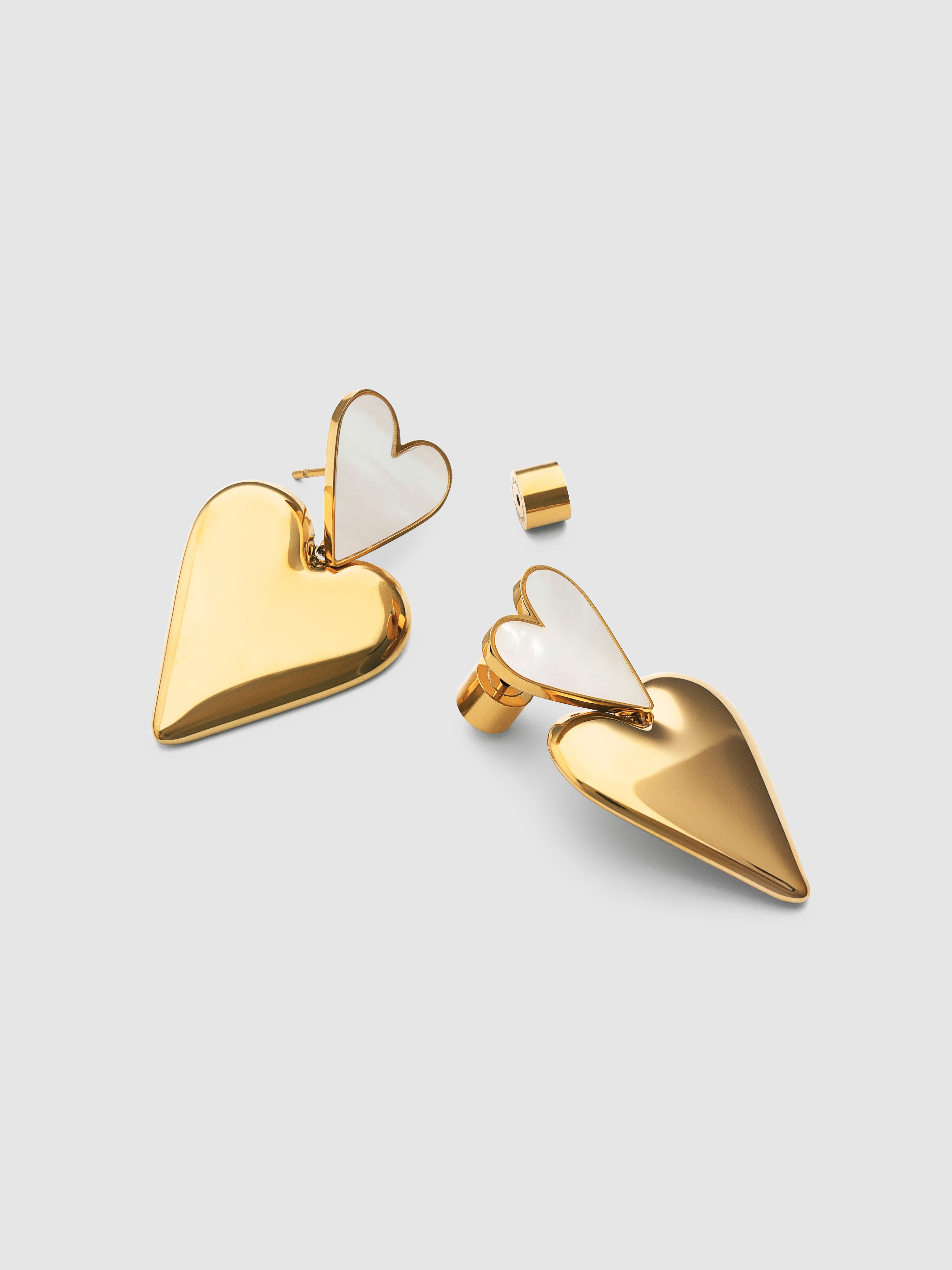 Brincos Duo D'amour de Madrepérola em Aço Banhado a Ouro Ouro-4