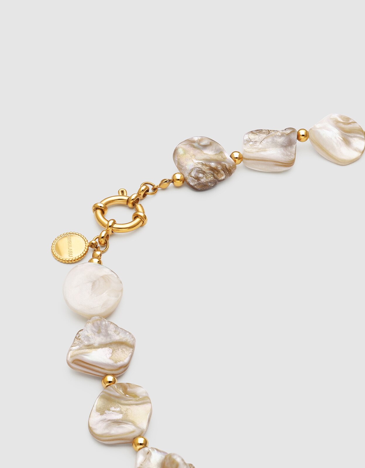 Colar Capri Madrepérola de Aço Banhado a Ouro Branco-3