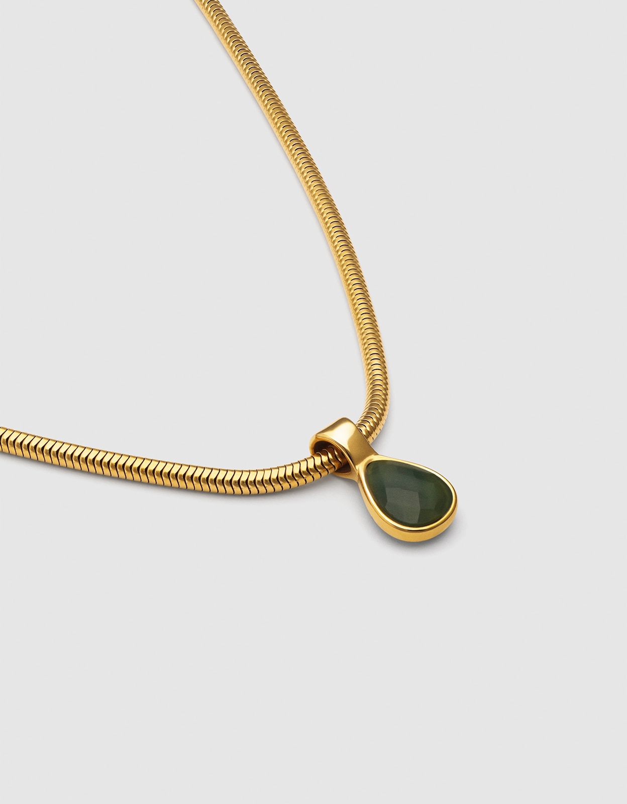 Colar Leti de Aço Banhado em Ouro Verde-4