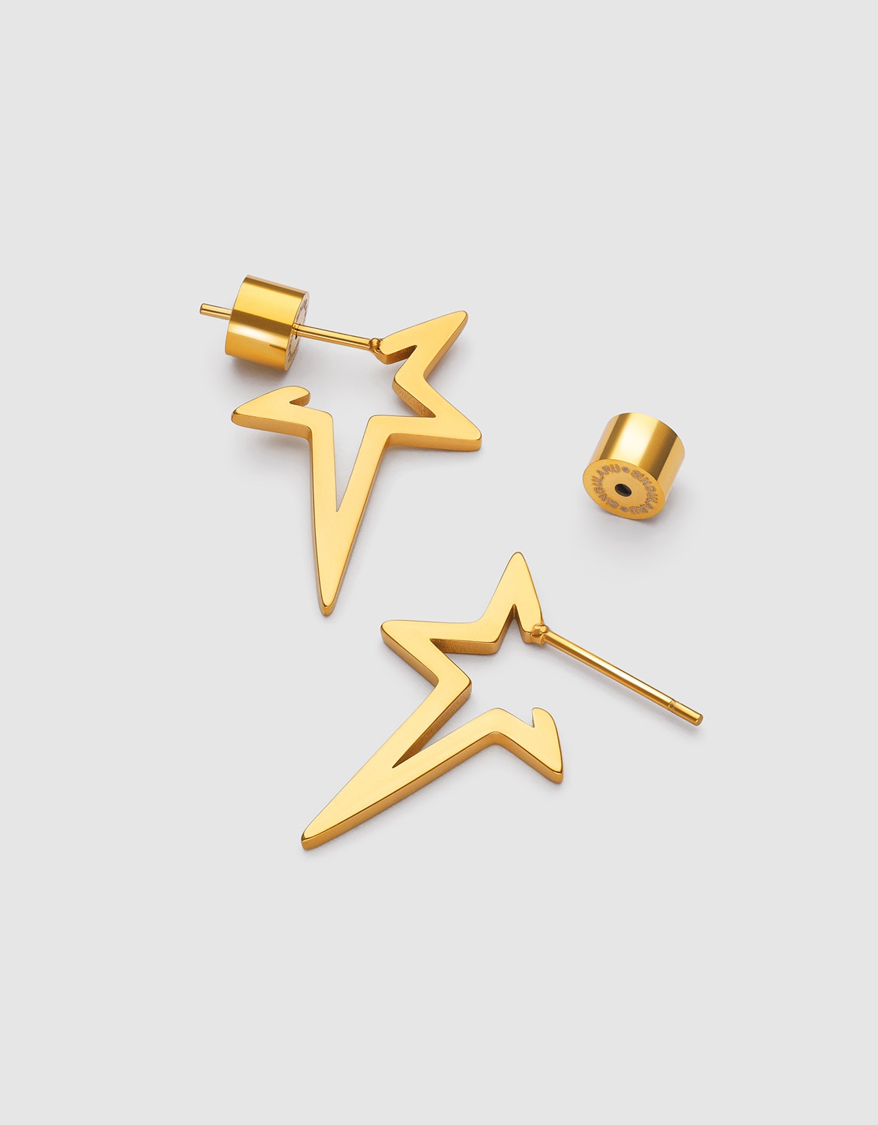 Brincos Star Punk de Aço Banhado a Ouro Dourado-3