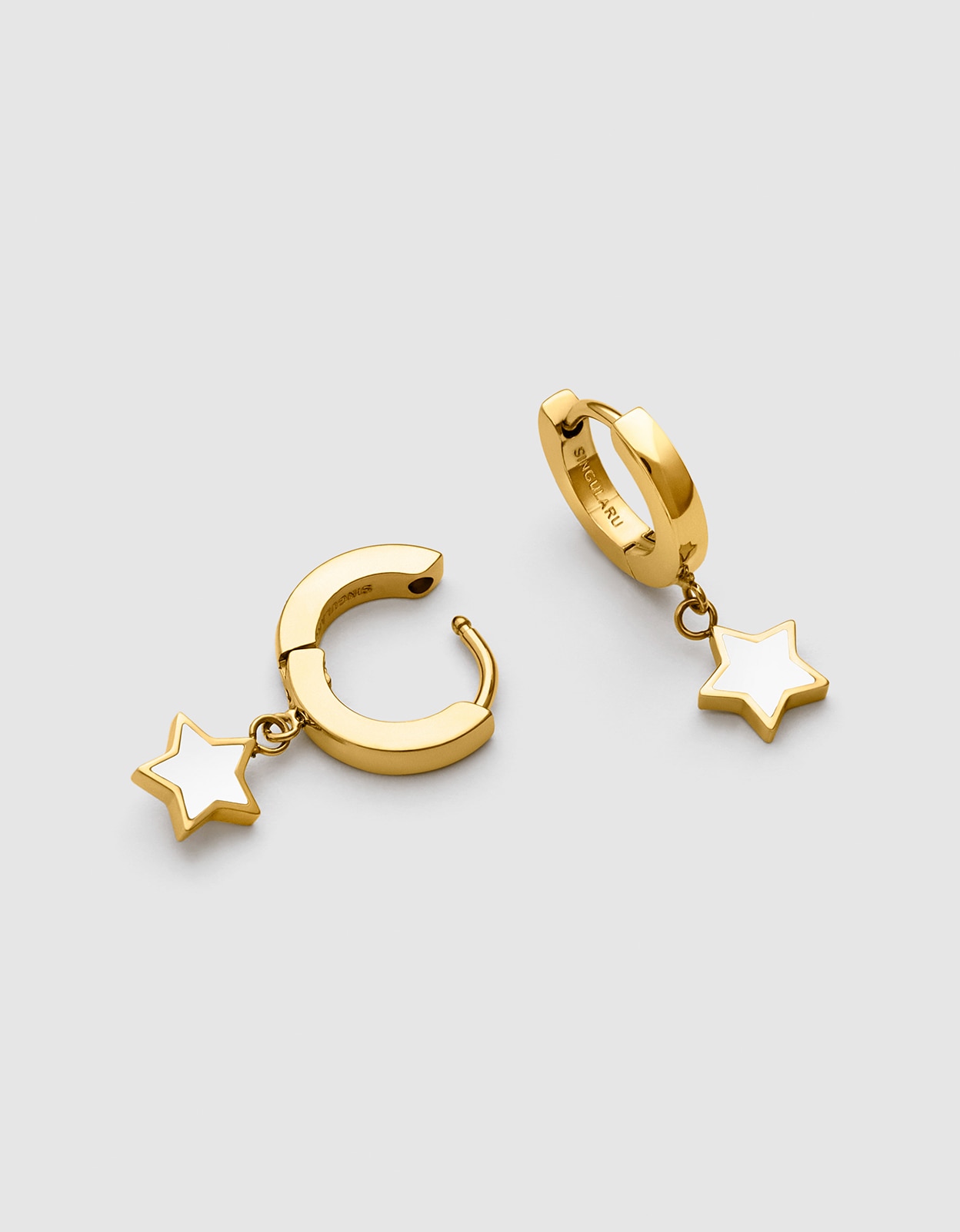 Brincos de Aro Star White Enamel de Aço Banhado a Ouro Branco-3
