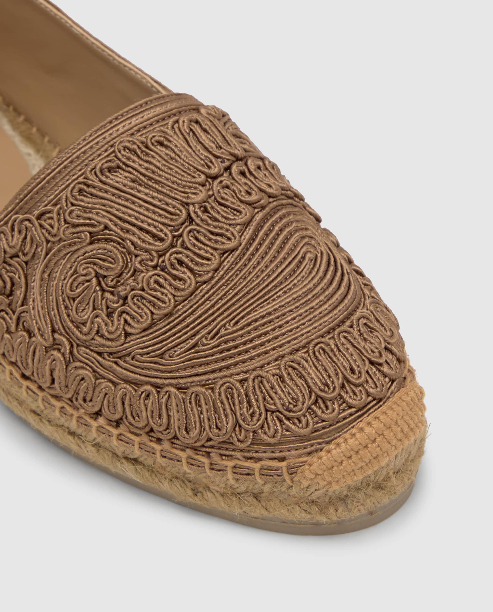 Alpercatas Rasas Kenda Paisley em Paisley de Cordela de Rayon By Etro Castanho-5