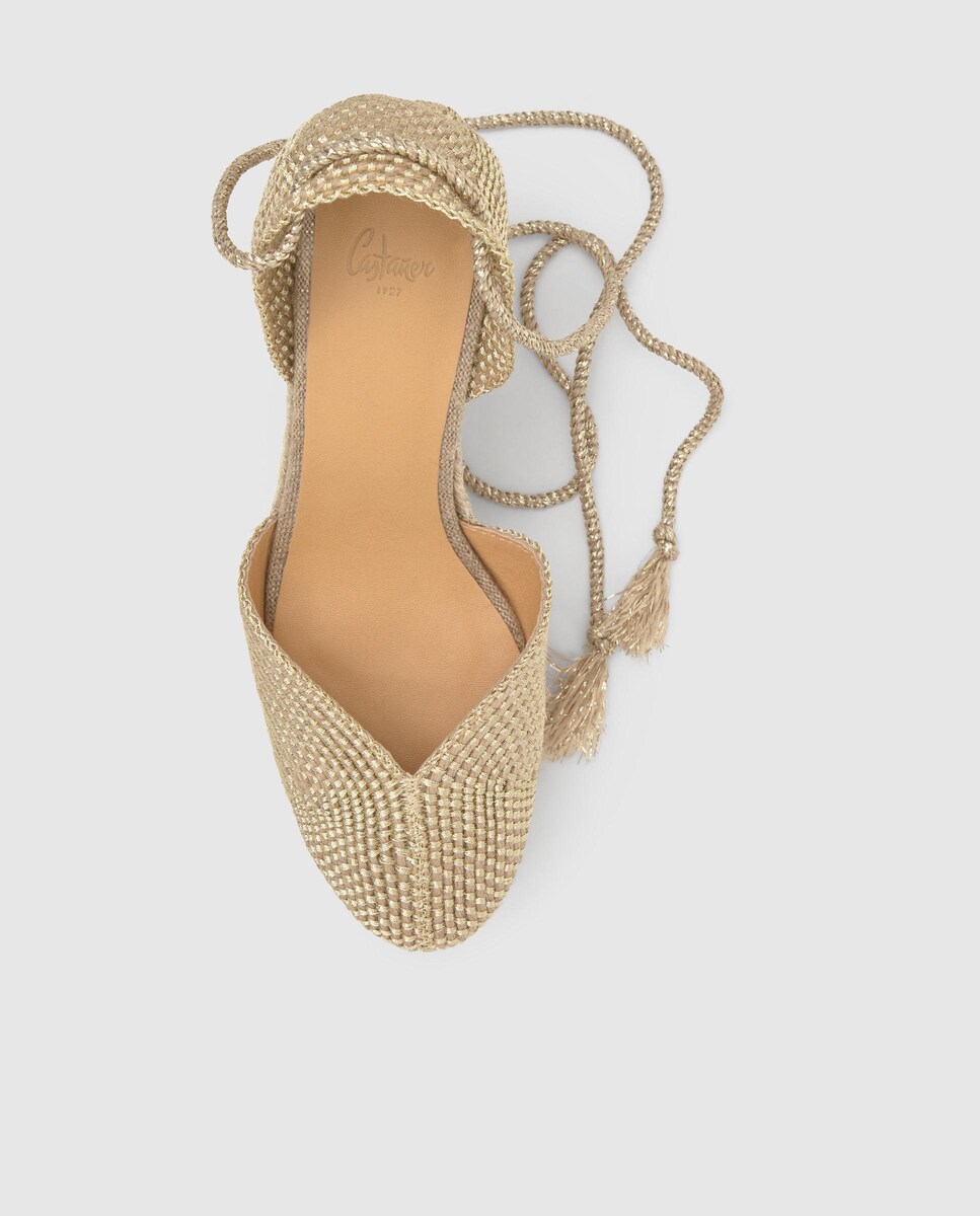 Alpercatas de Cunha Cora com Laçada e Decote em V Bege-6