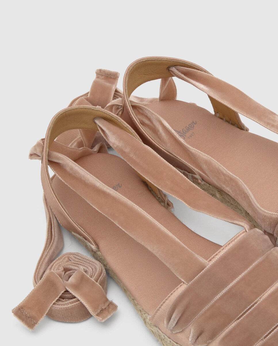 Alpercatas Embetadas Kimita em Cetim Bege/Rosa-6