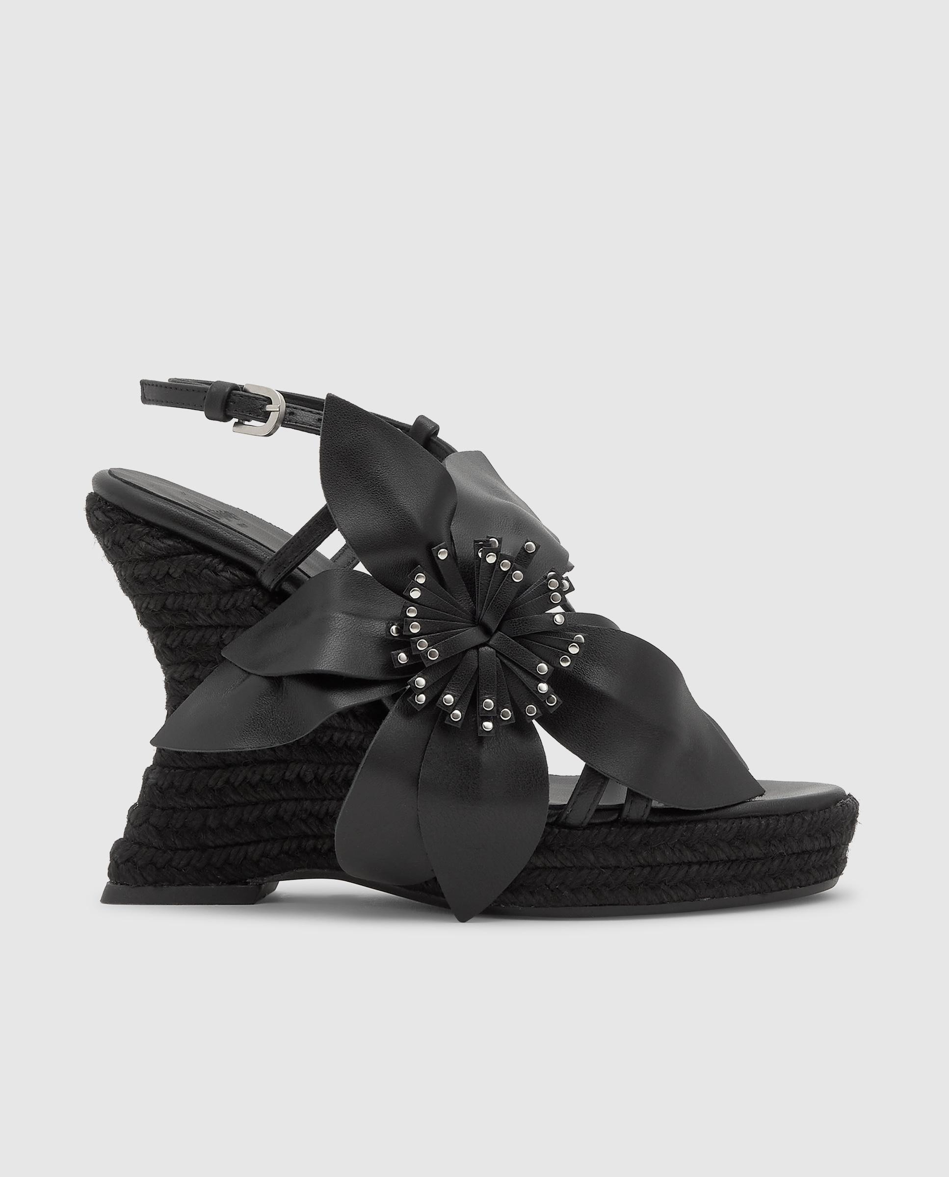 Sandálias de Cunha Jade em Napa com Flor de Couro Moldável Preto-1