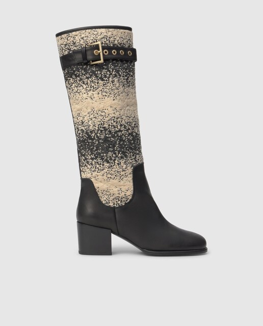 Imagem 0 de Bota em Couro e Malha com Fivela Decorativa