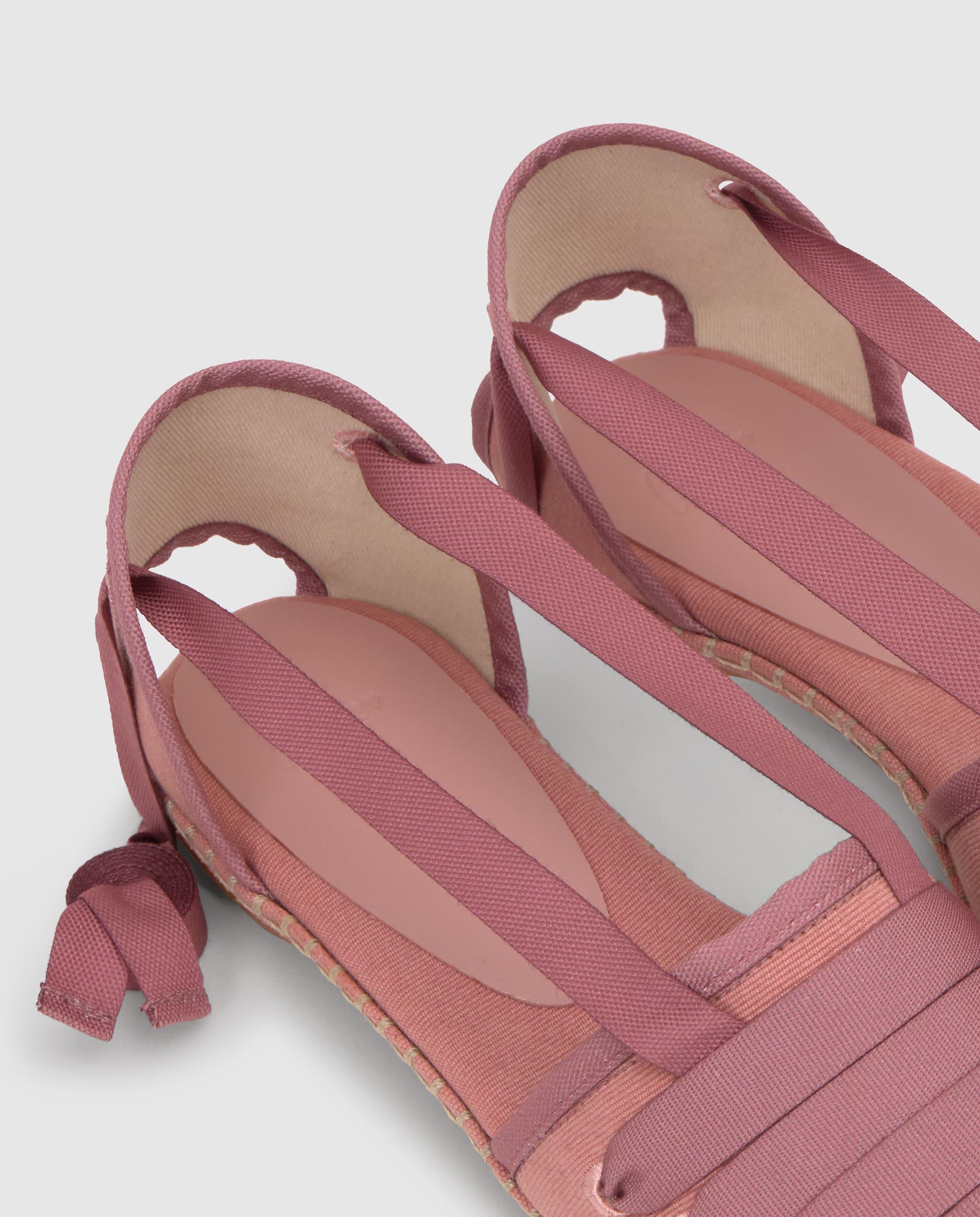 Alpercatas com Tiras Planas Glen Embetadas Rosa-claro-6
