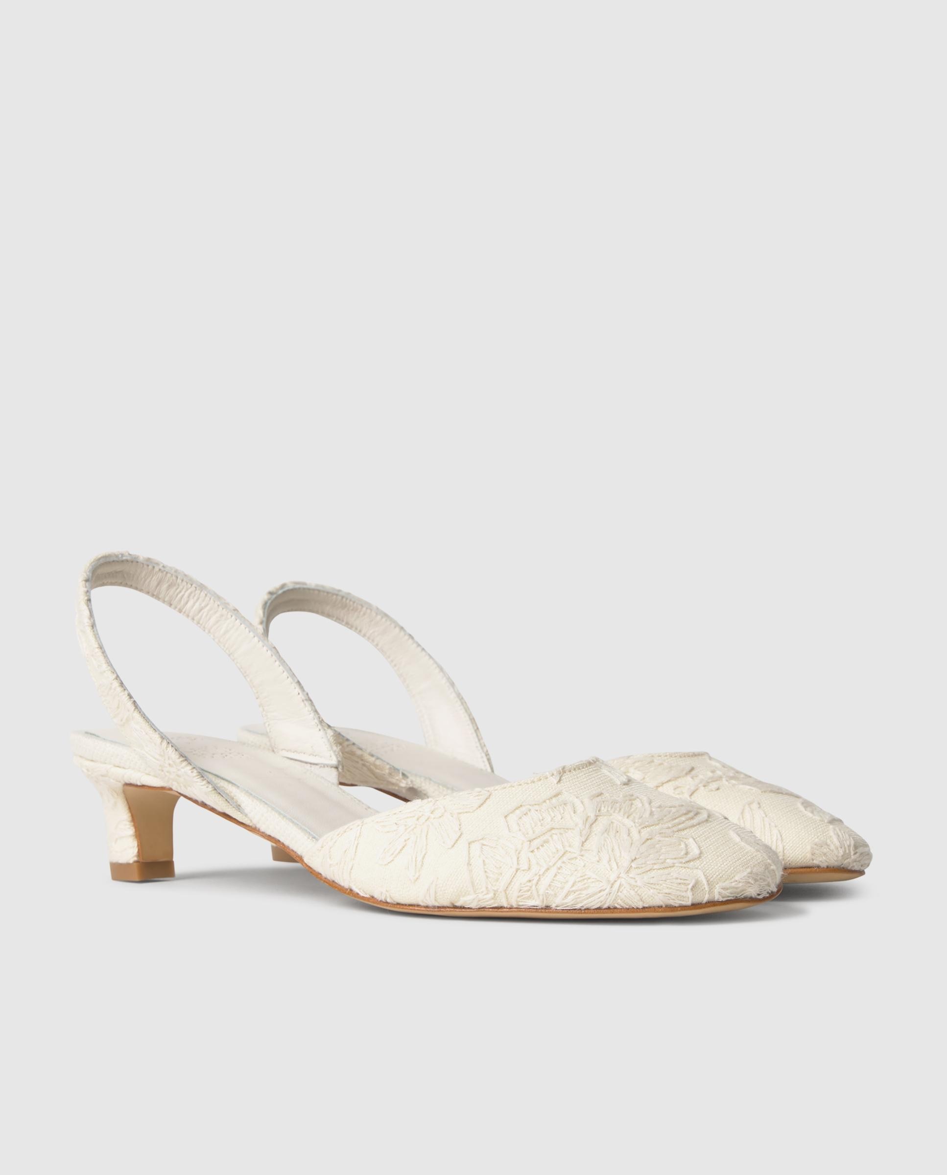 Mules com Calcanhar Aberto Aran em Tecido Jacquard Floral Cru-2