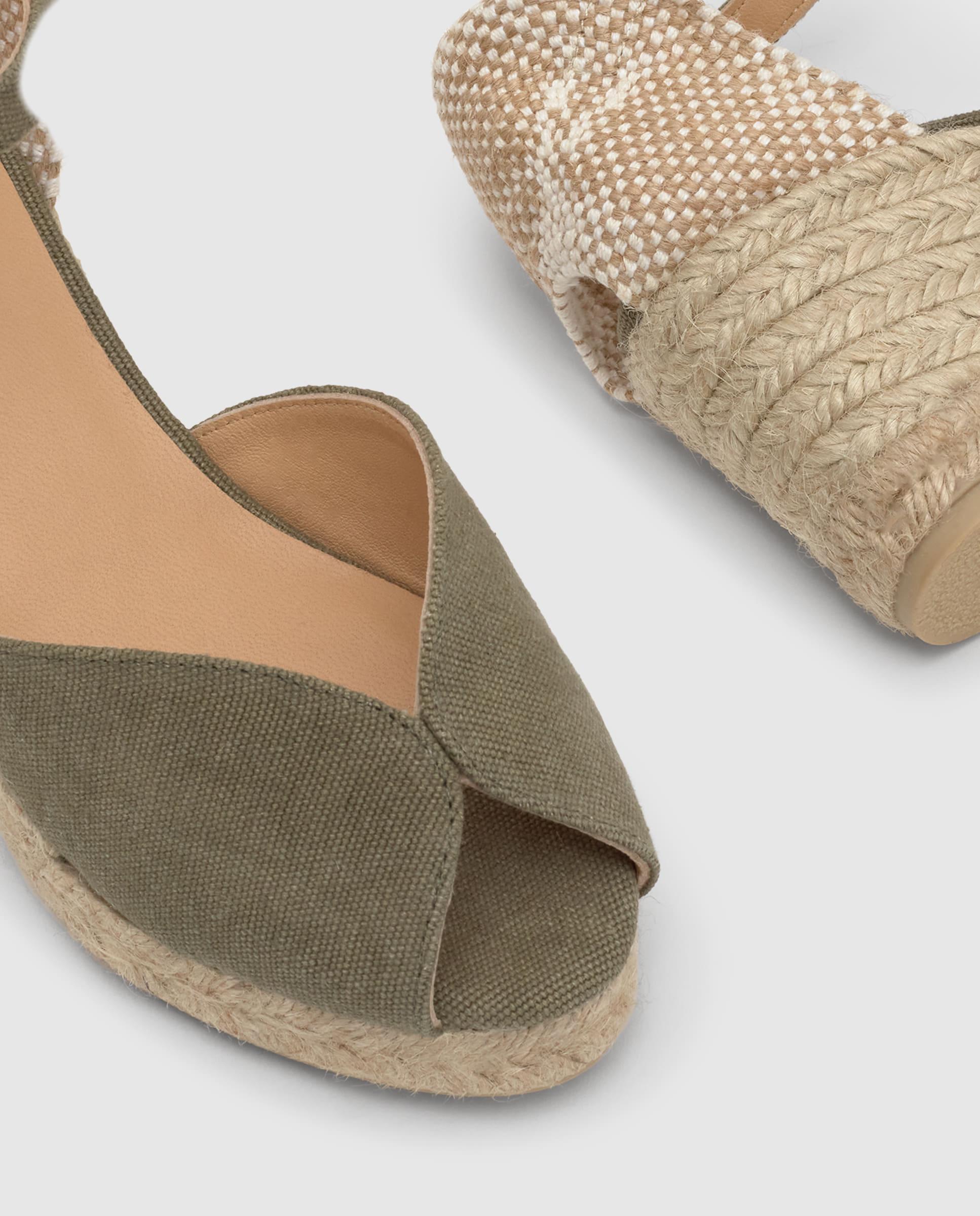 Sandálias de Cunha Bianca Estilo Peep-toe em Algodão Orgânico Lavado Caqui-5