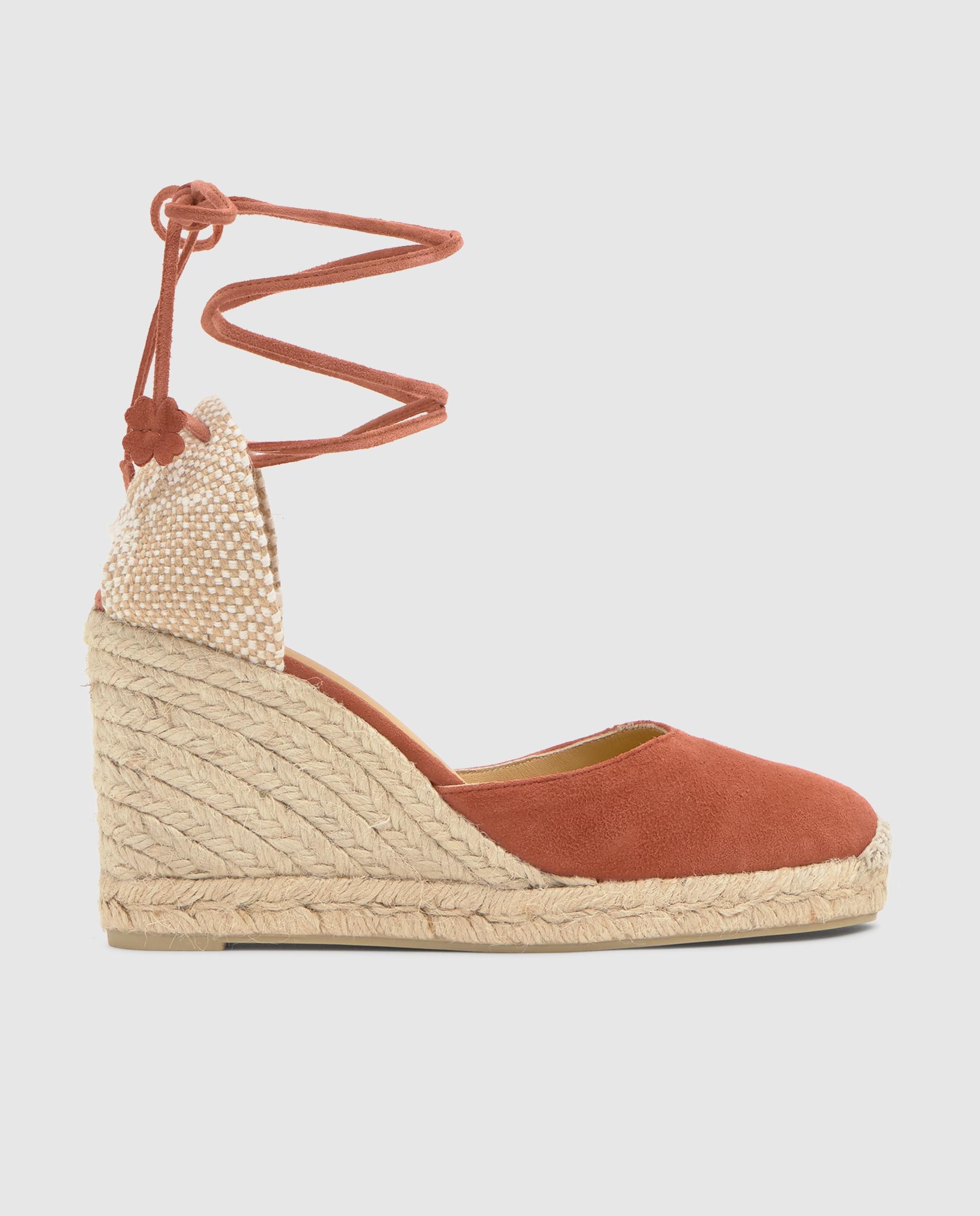 Imagem 0 de Alpercata de Cunha Carina com Fecho de Tiras e Detalhe de Trevo