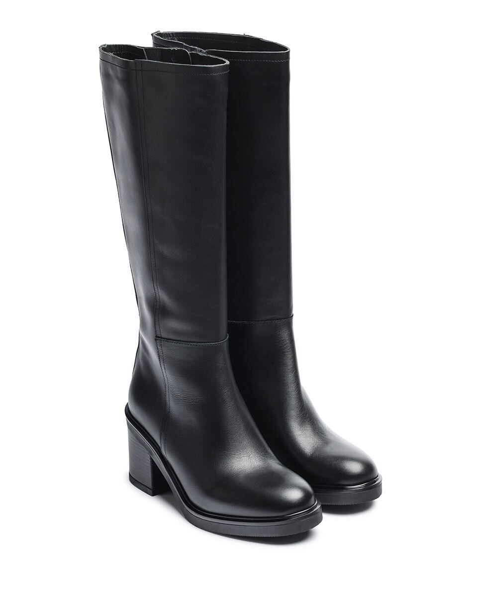 Botas de Salto em Pele Preto-3