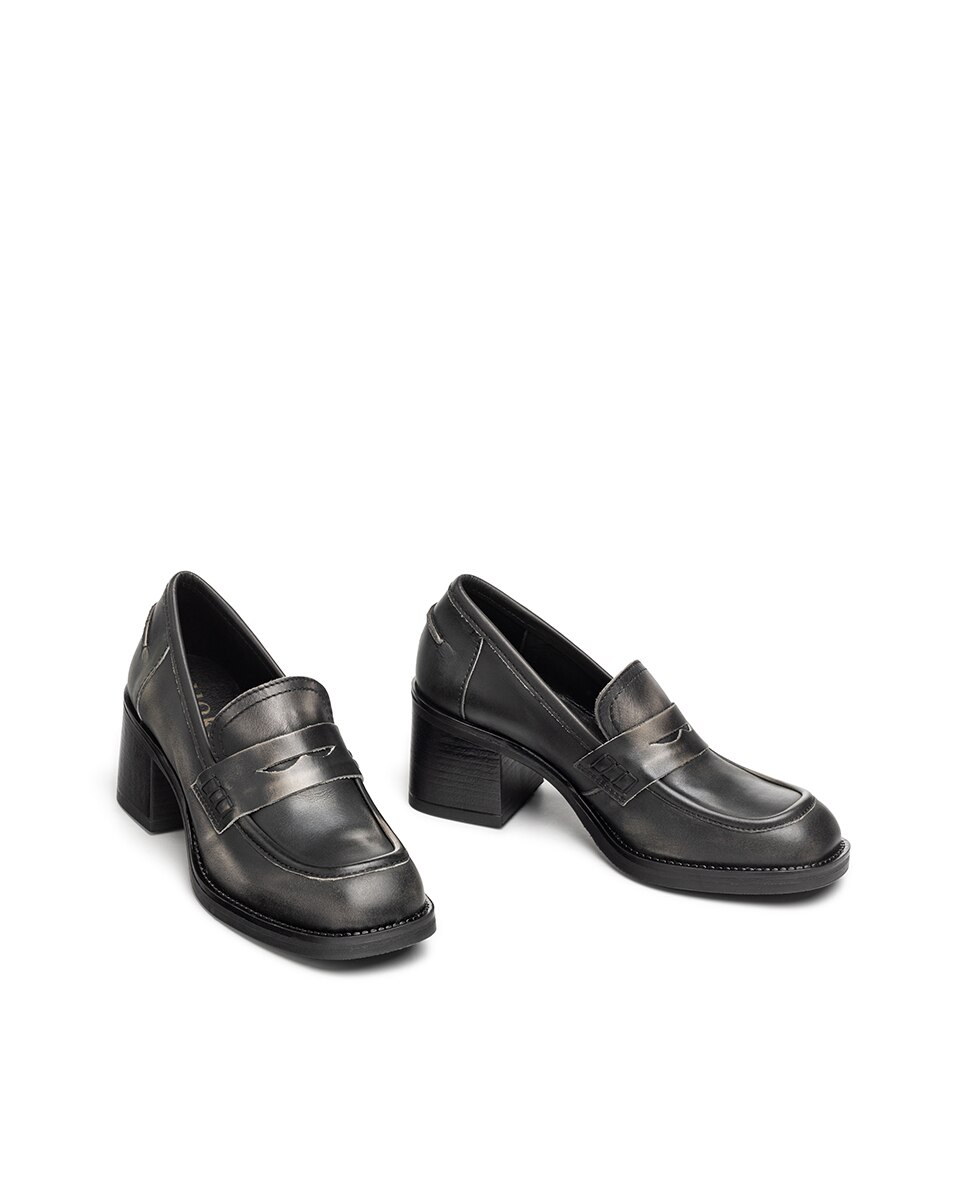 Mocassins de Salto em Pele Cinzento / Preto-5