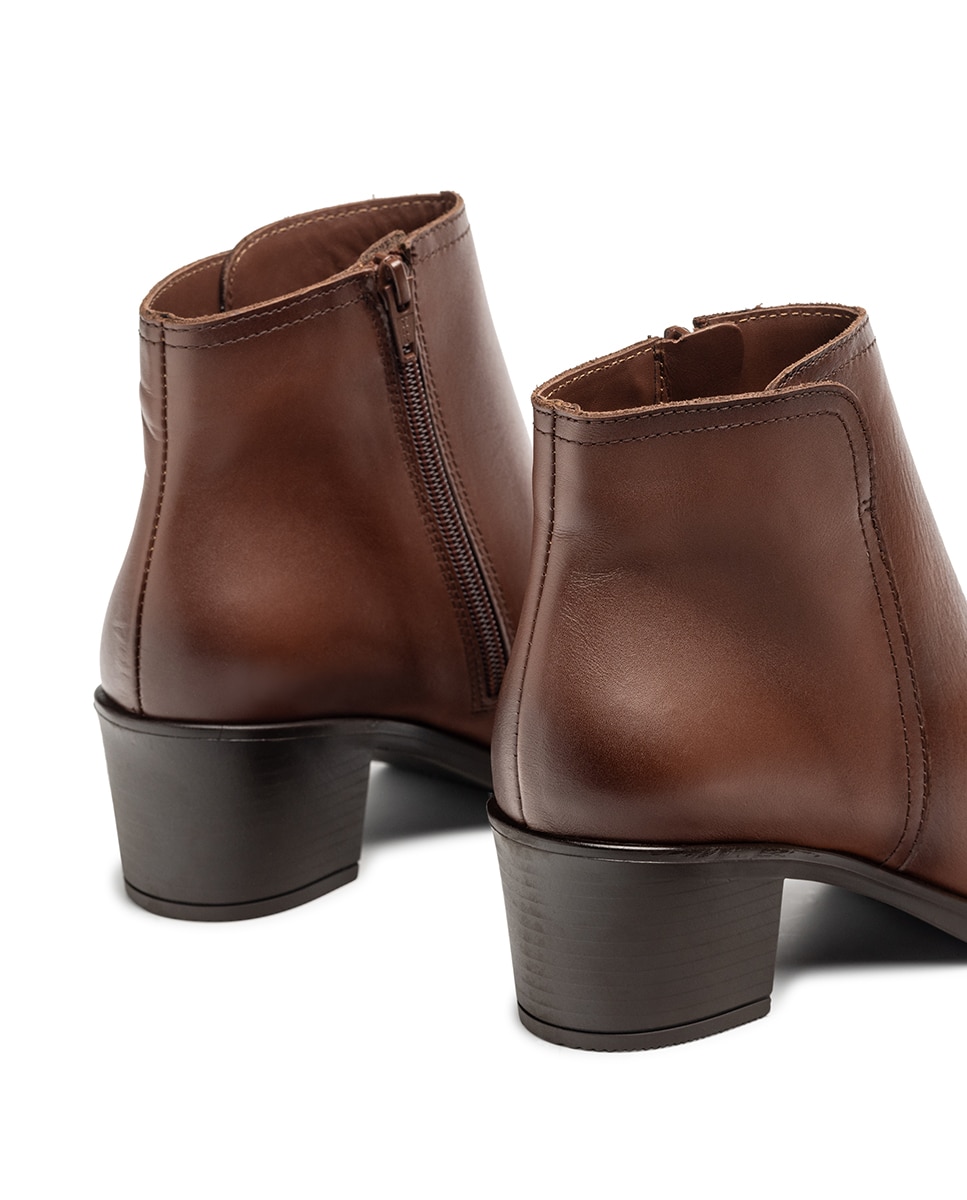 Botins de Salto de Pele Castanho-2