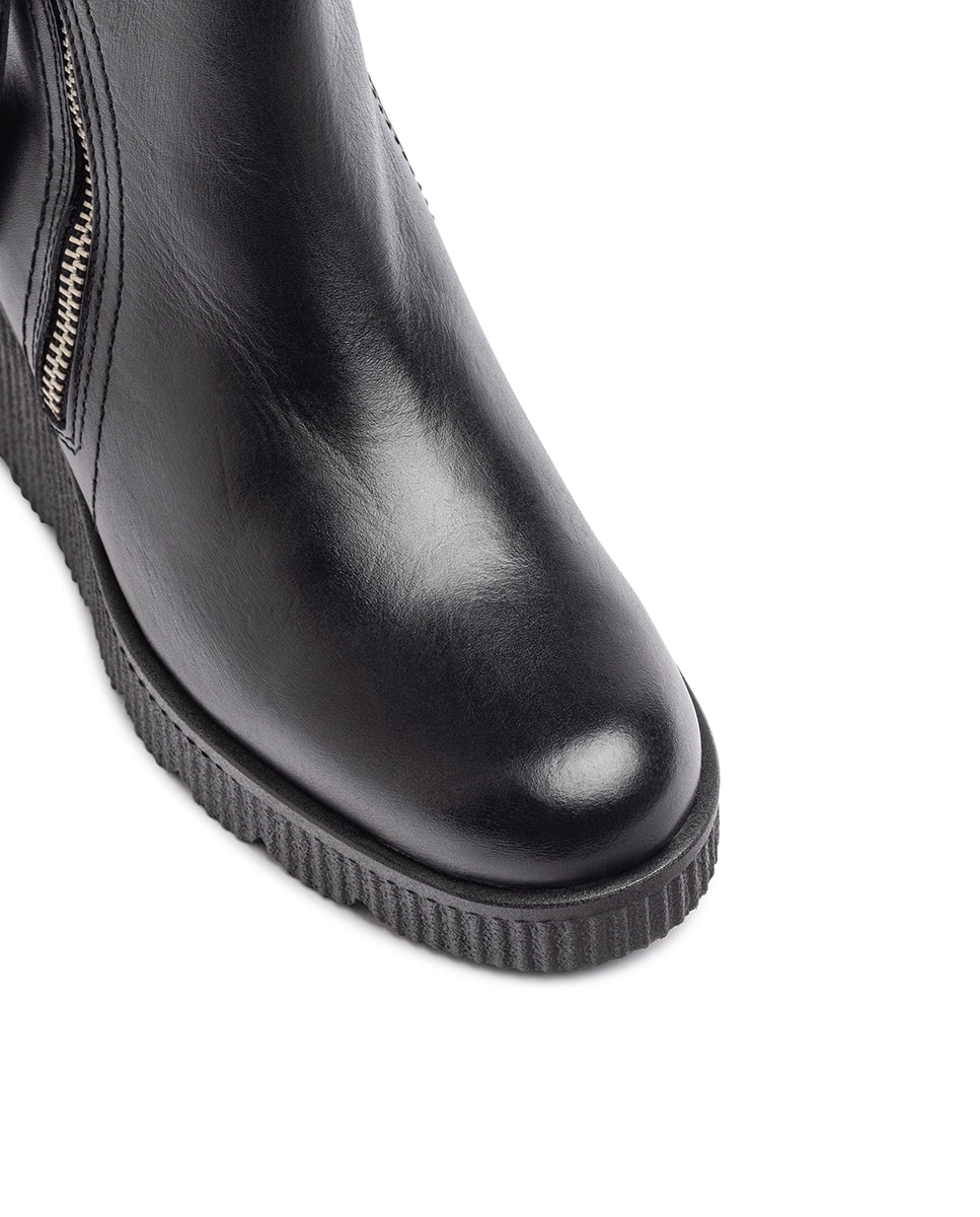 Botins de Cunha em Pele Preto-4