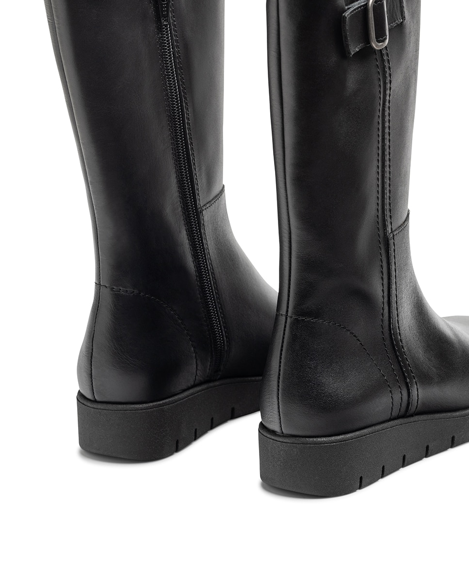 Botas Rasas de Pele Preto-2